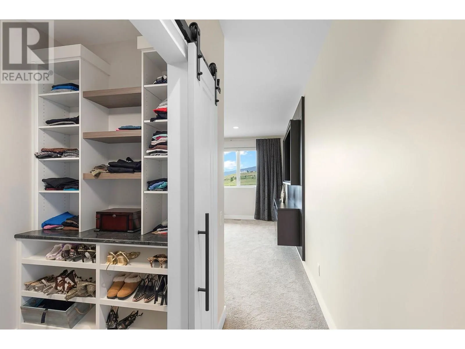 175 Predator Ridge Drive Unit# 3