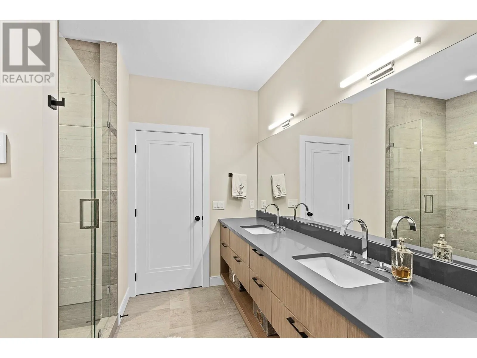 175 Predator Ridge Drive Unit# 3