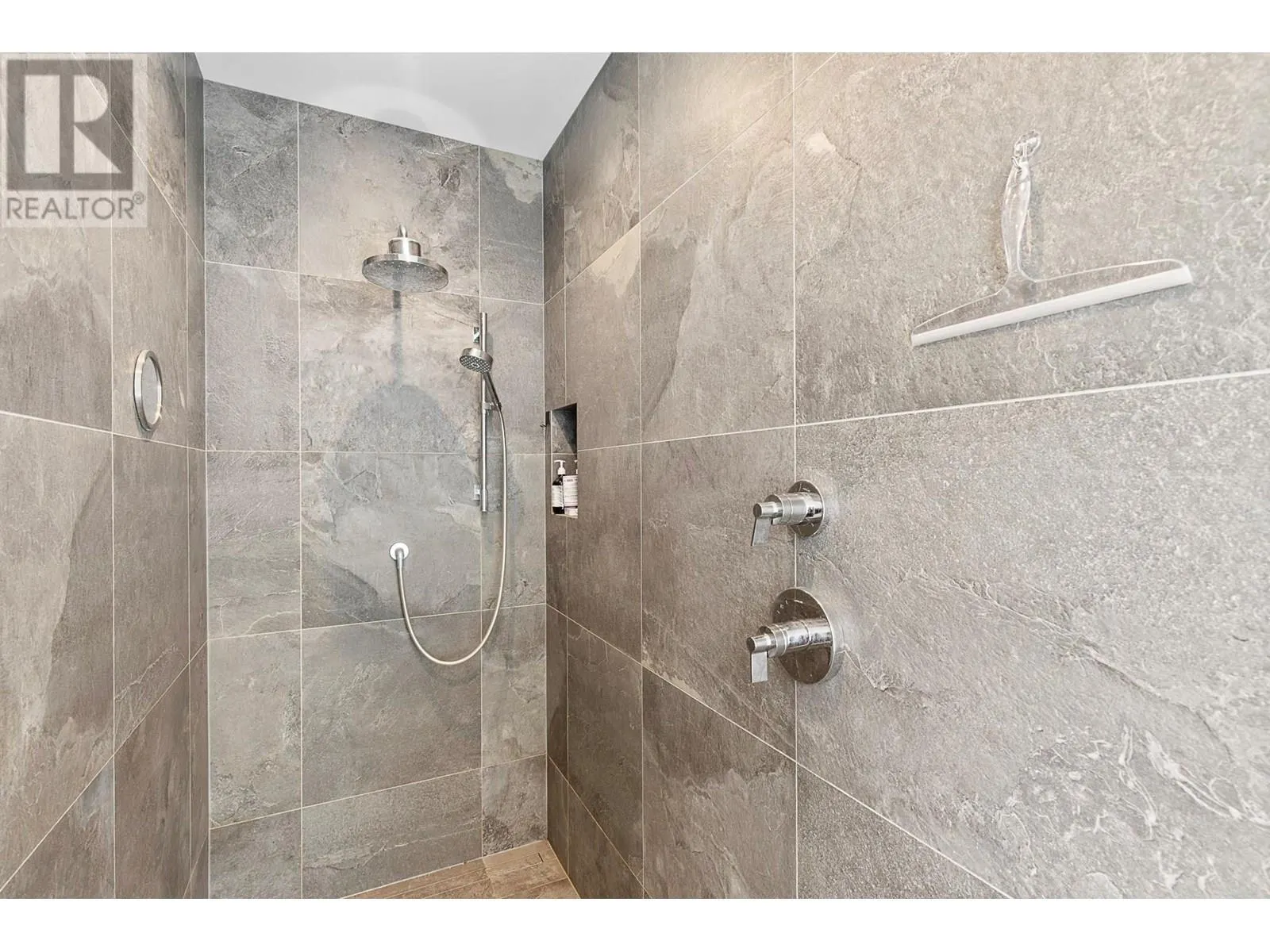 175 Predator Ridge Drive Unit# 3