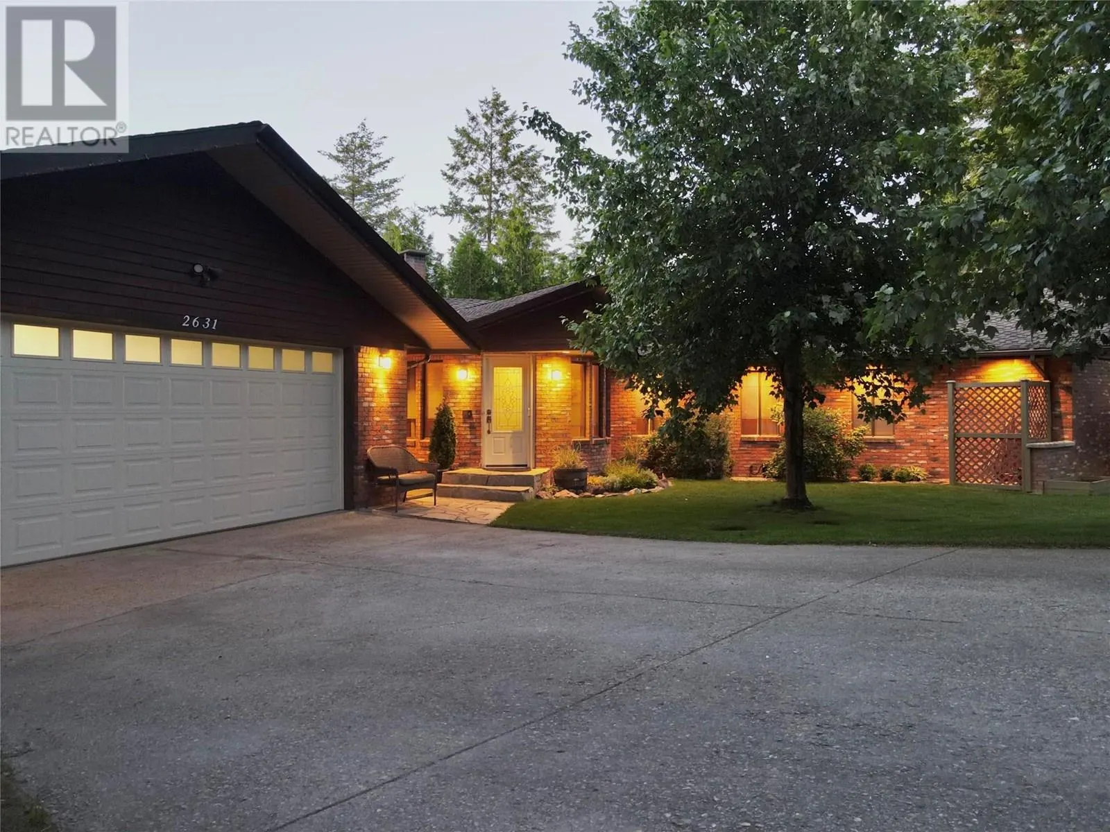 2631 Grandview Place