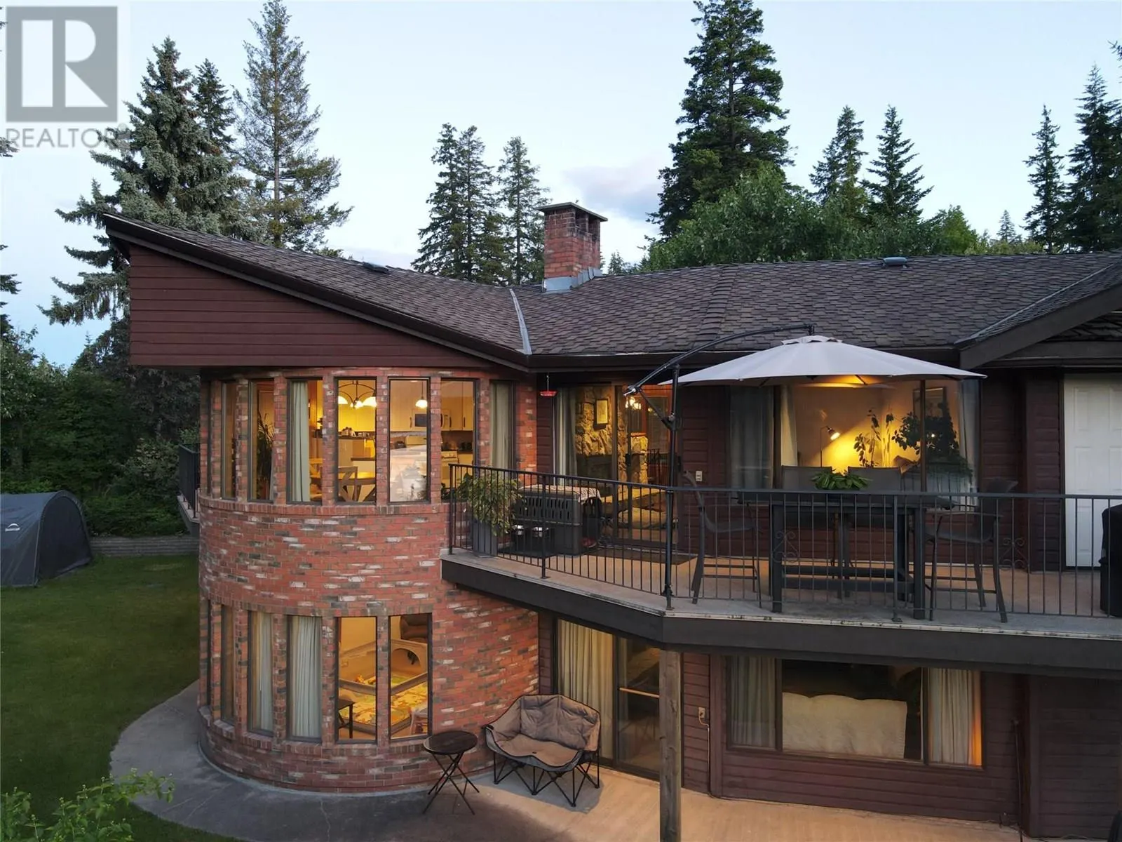 2631 Grandview Place