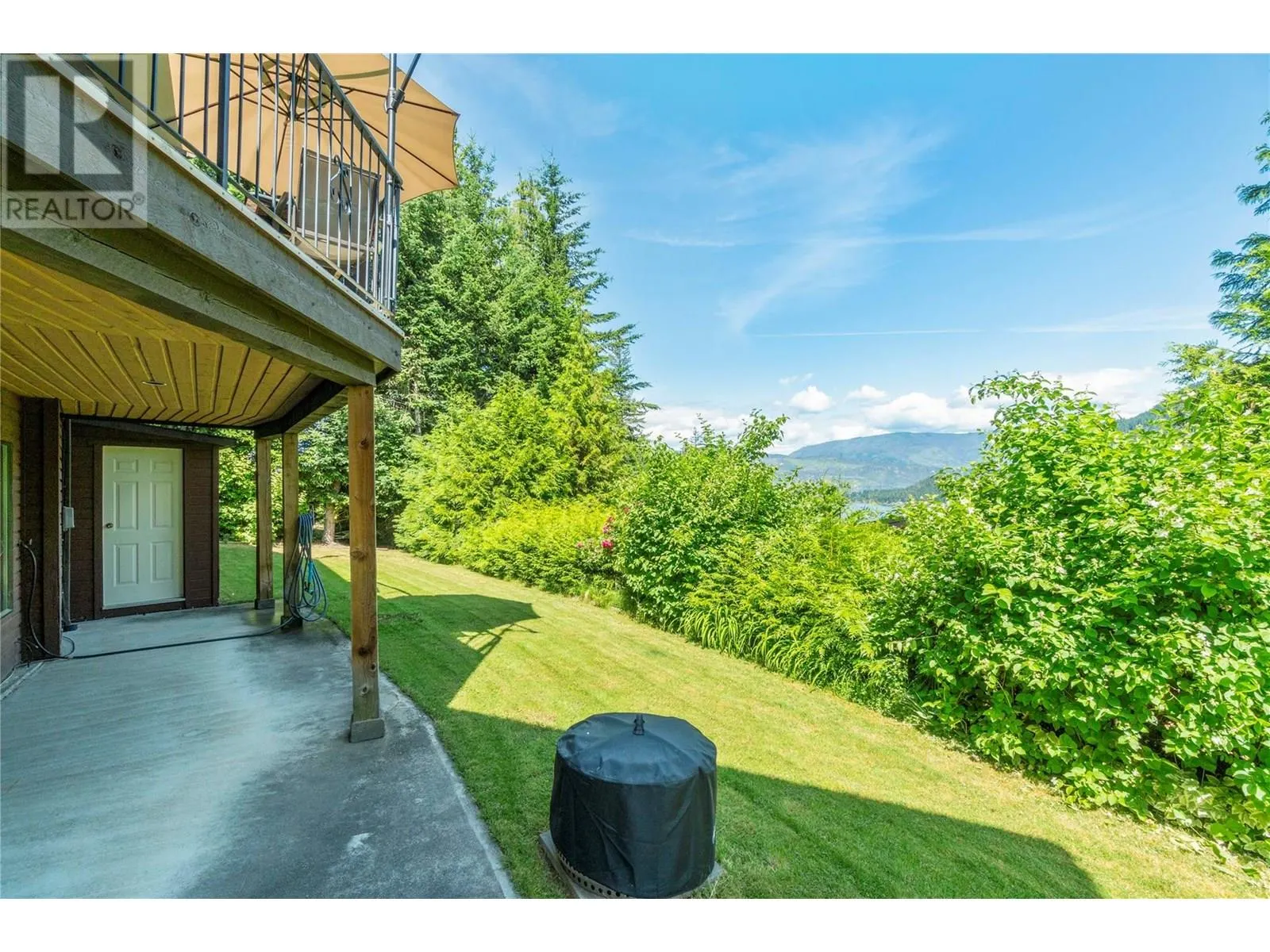 2631 Grandview Place