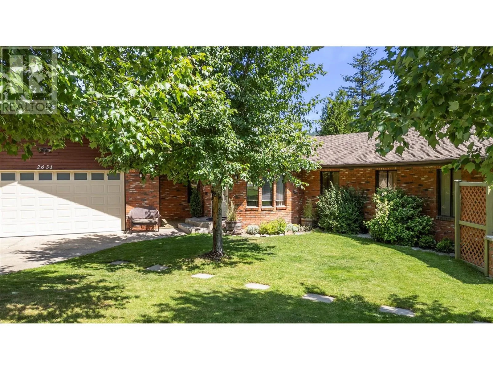 2631 Grandview Place