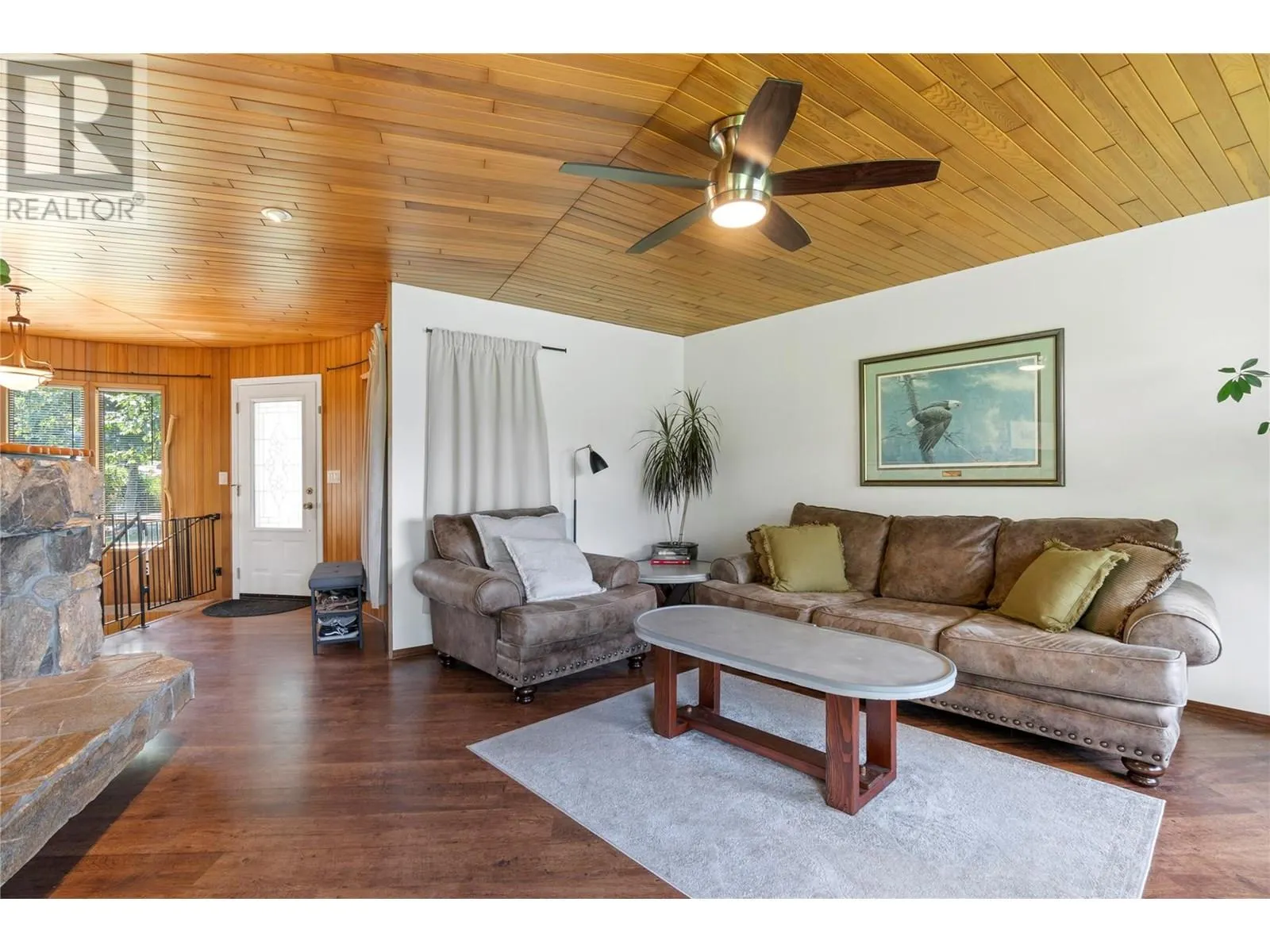 2631 Grandview Place