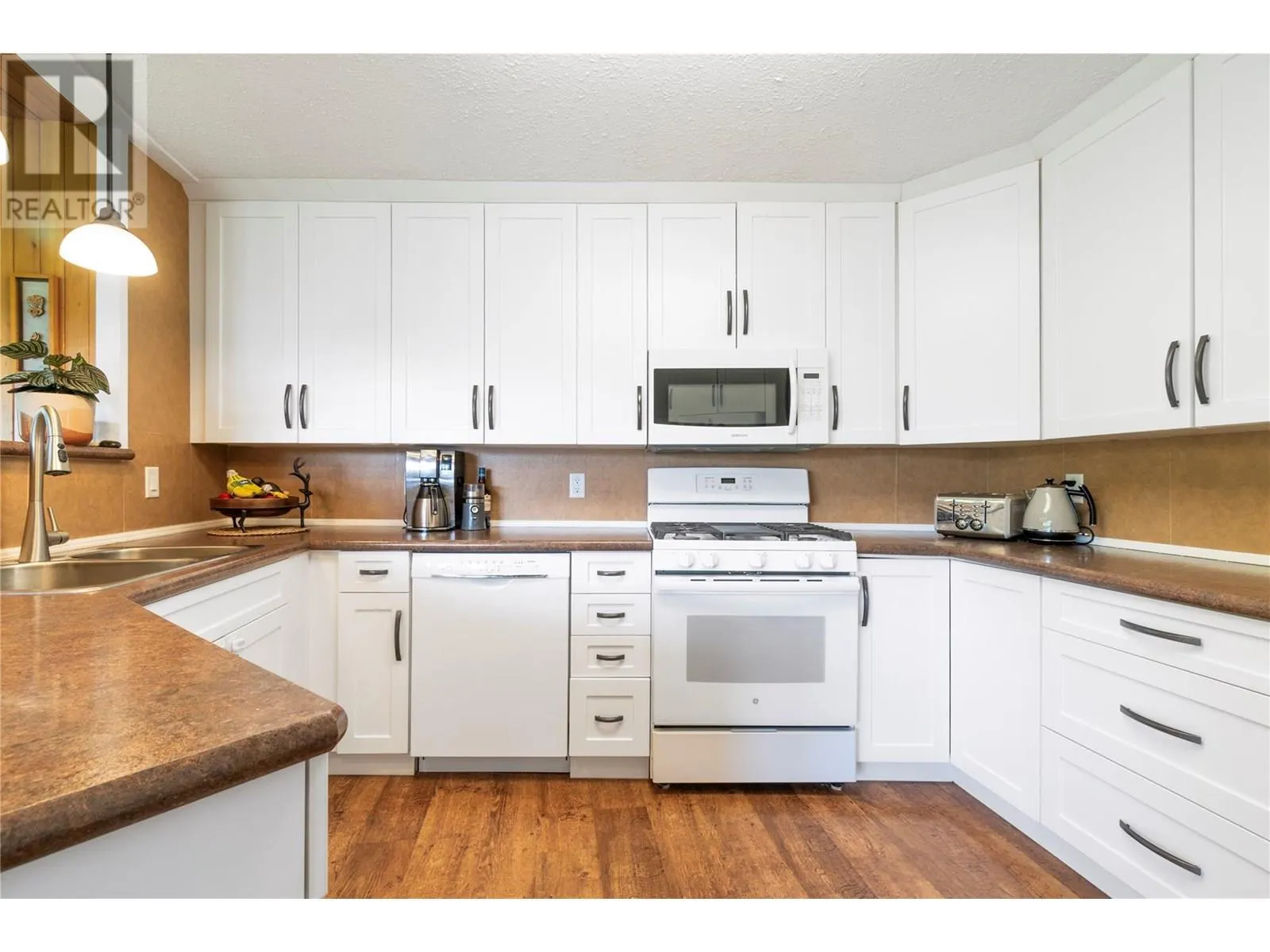2631 Grandview Place
