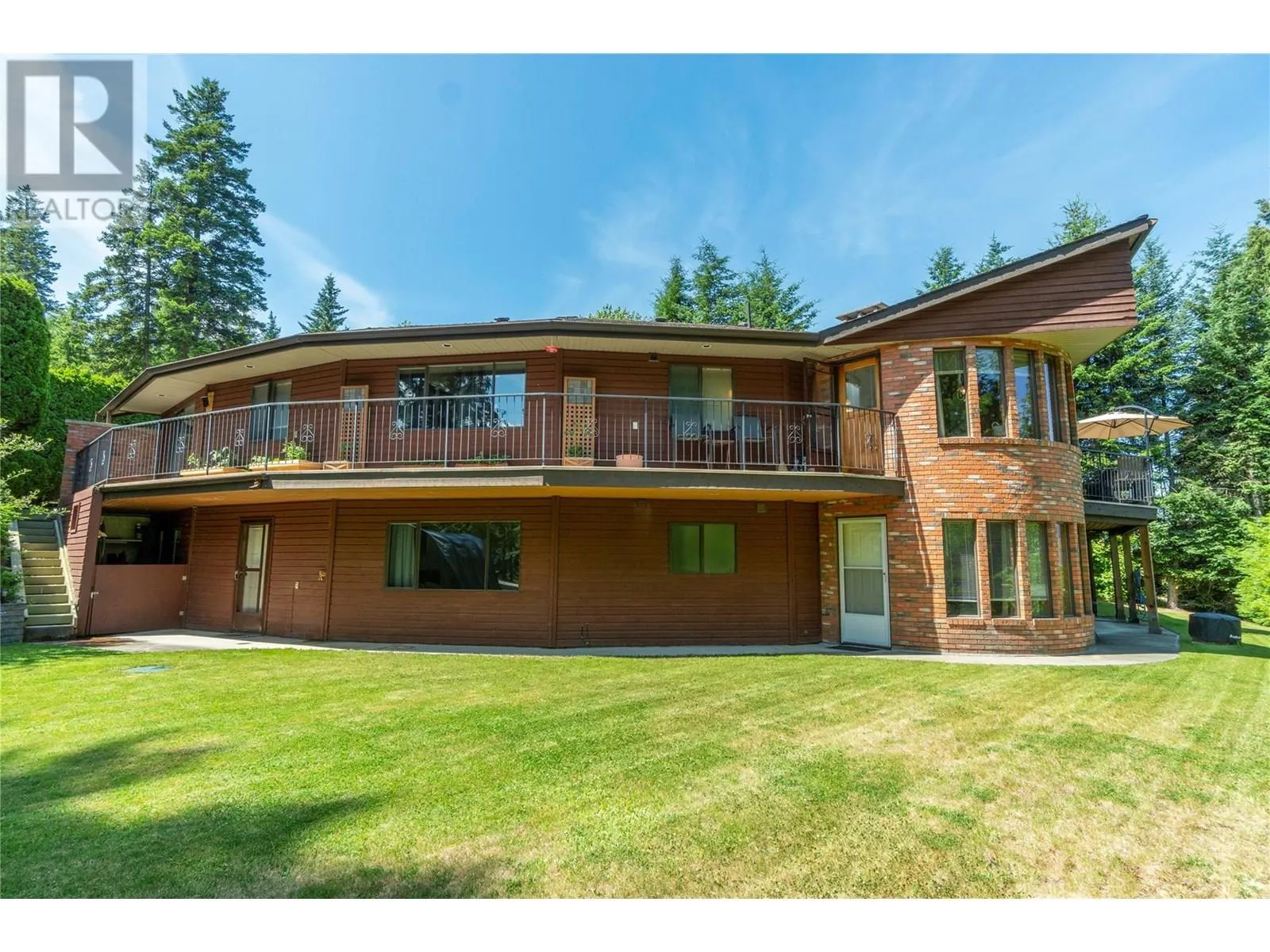 2631 Grandview Place