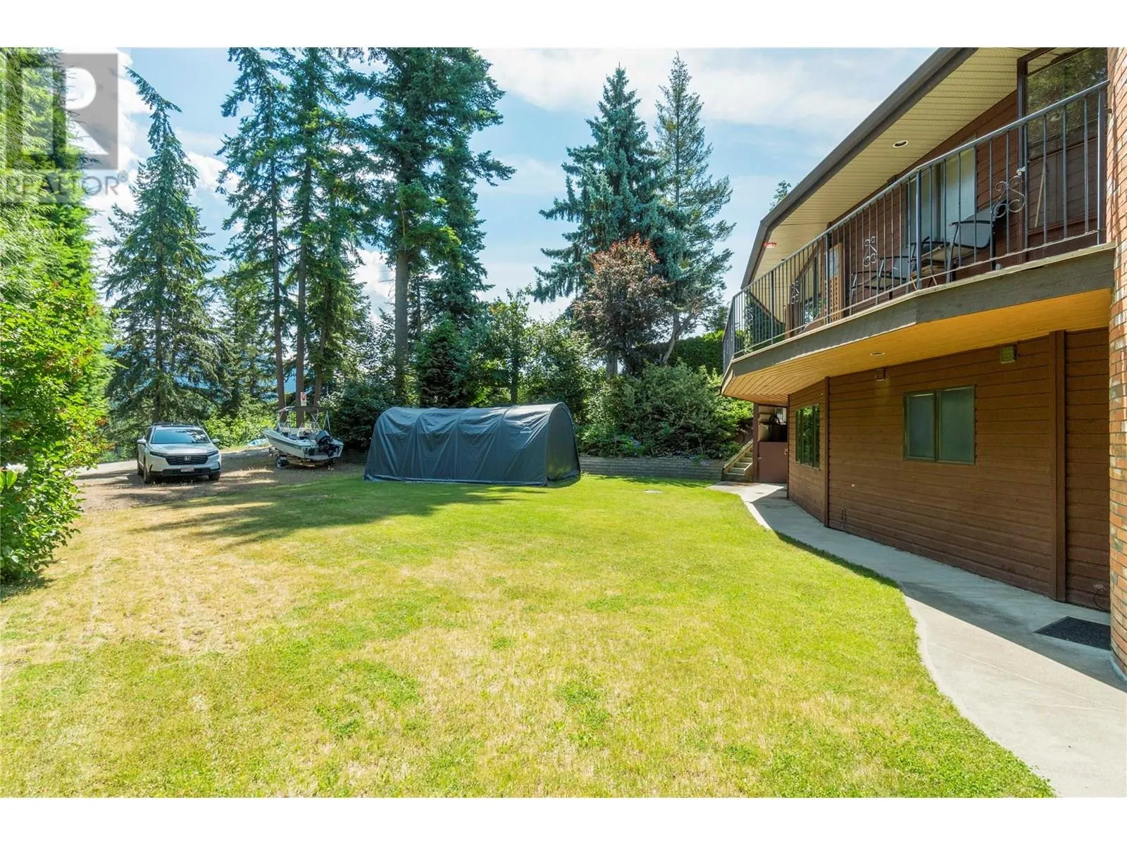 2631 Grandview Place