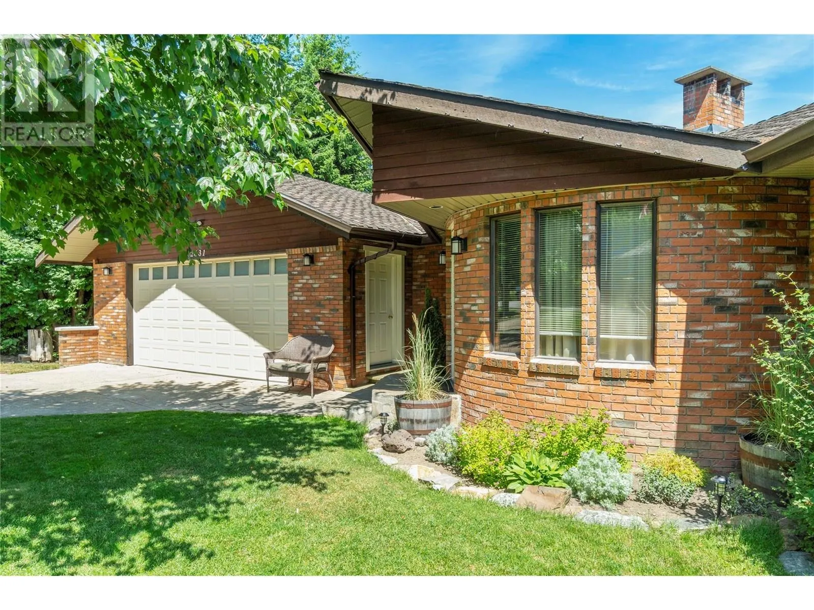 2631 Grandview Place