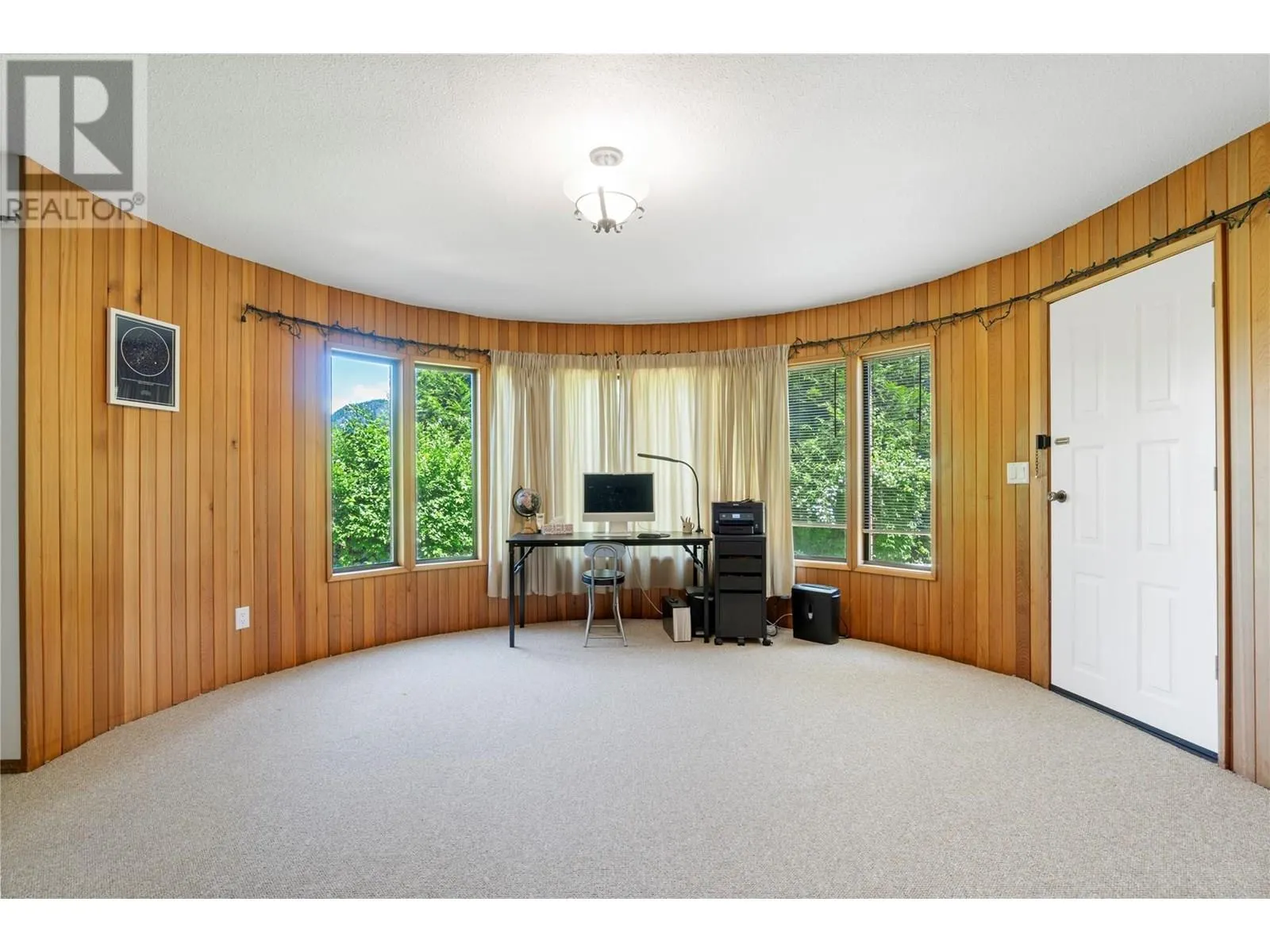 2631 Grandview Place