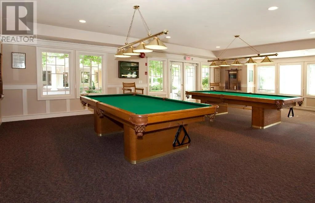 4400 Gallaghers Drive E Unit# 14