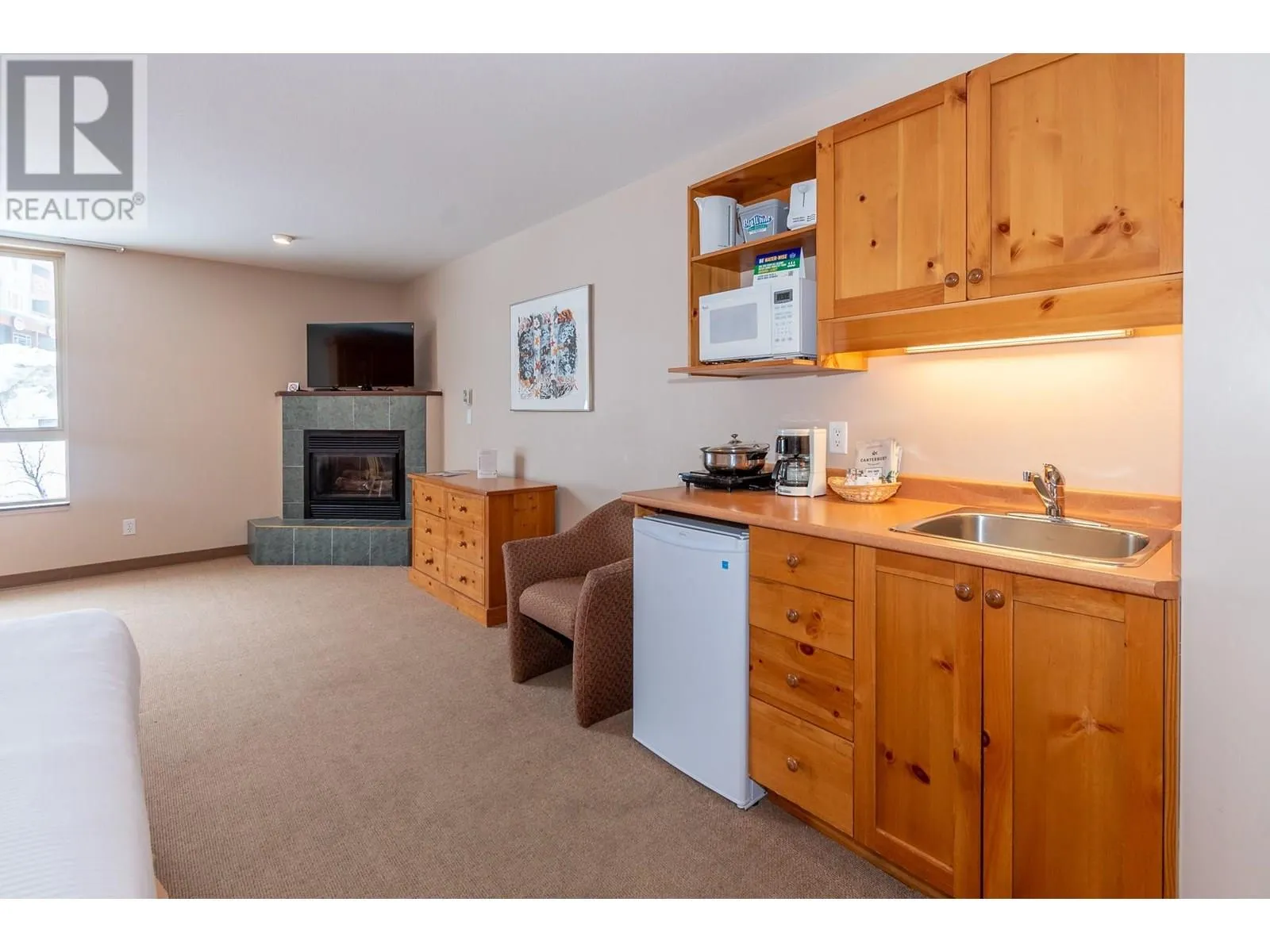 5340 Big White Road Unit# 227