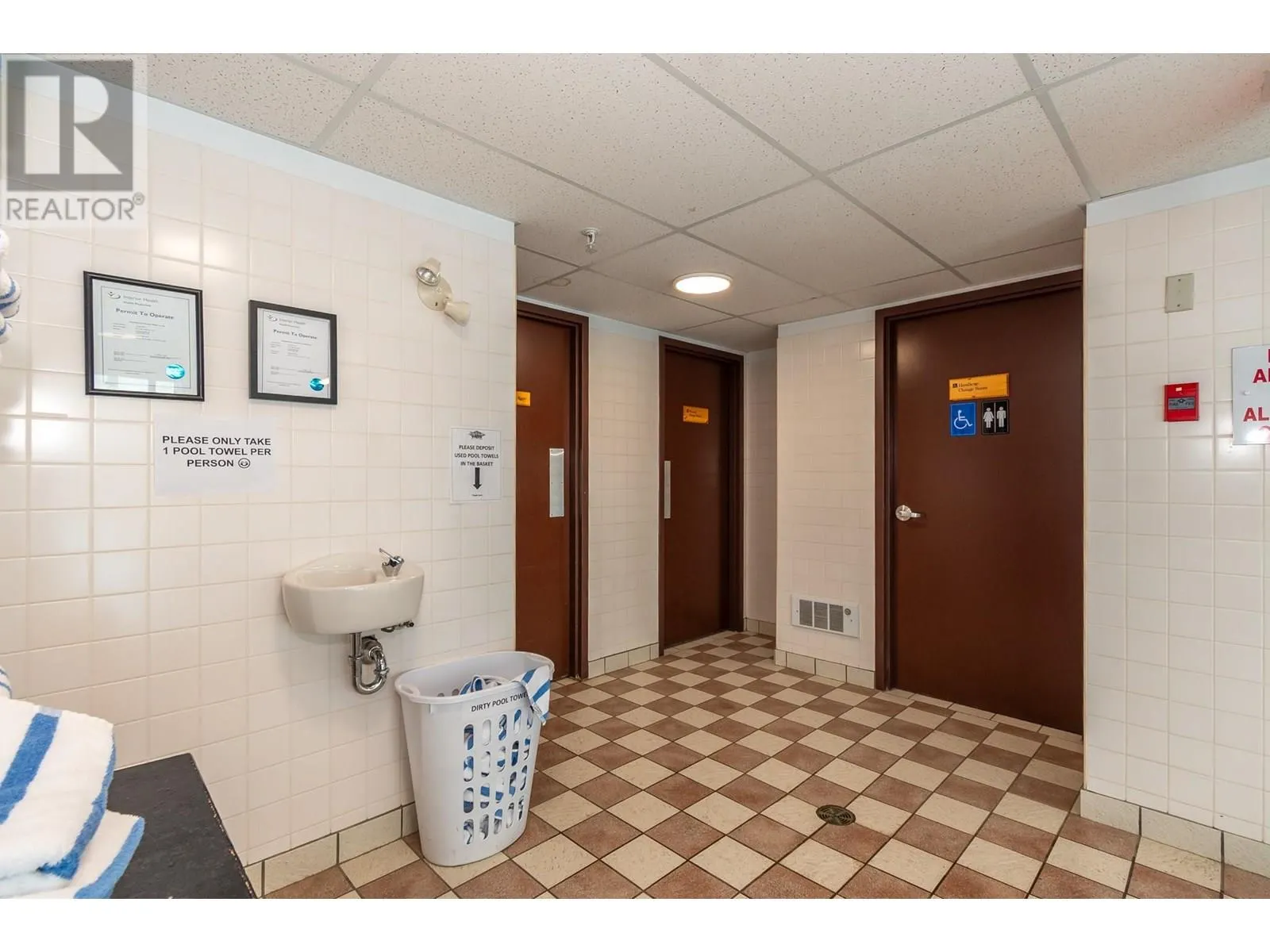 5340 Big White Road Unit# 227