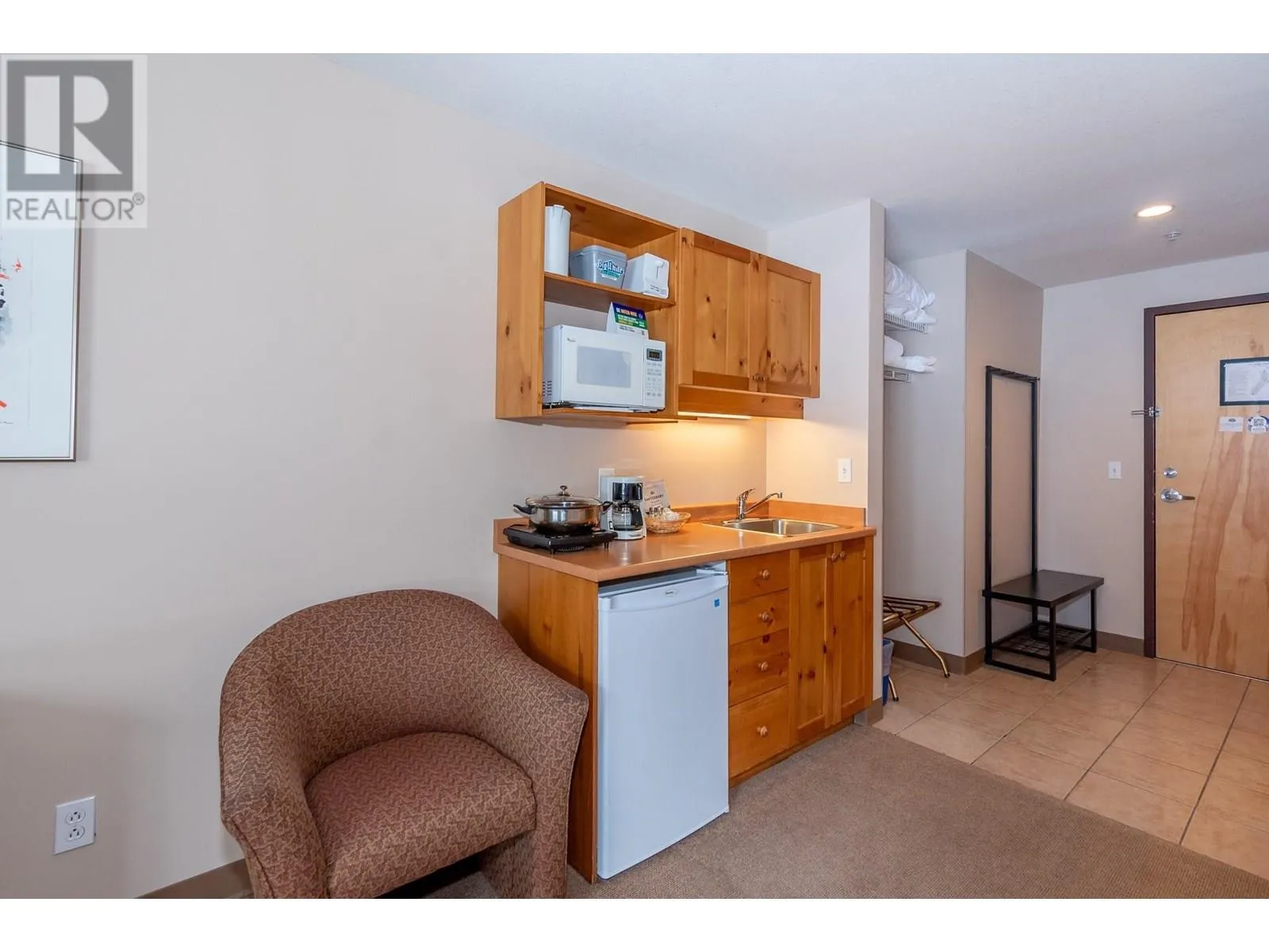 5340 Big White Road Unit# 227