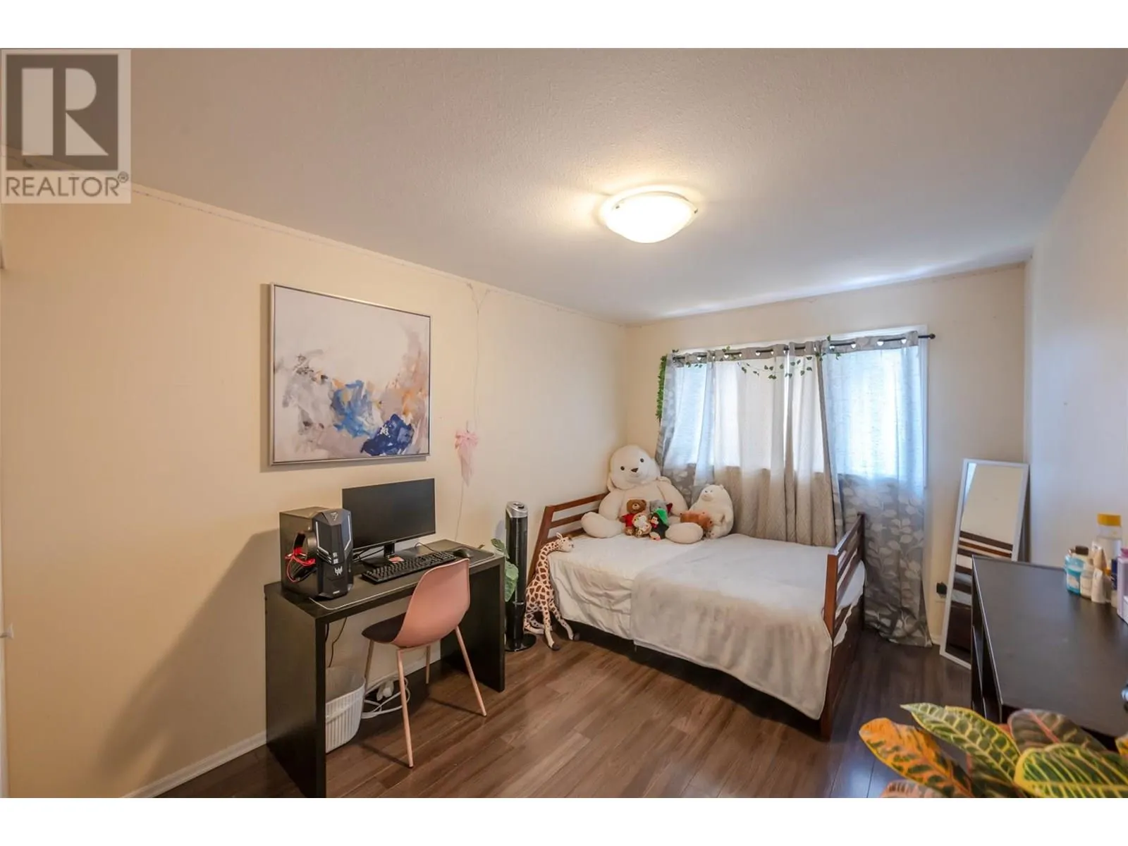 7915 HESPELER Road Unit# 105