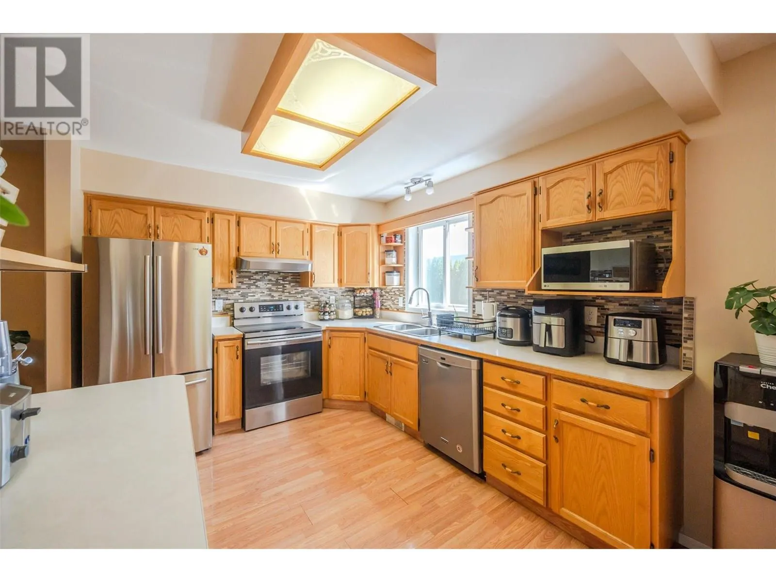 7915 HESPELER Road Unit# 105