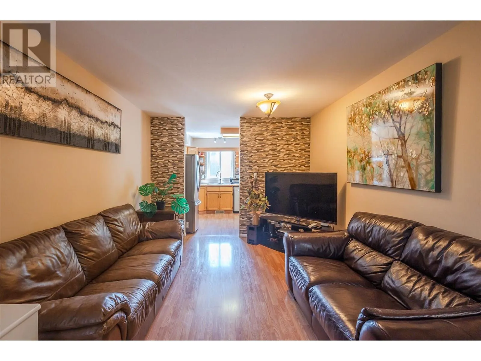 7915 HESPELER Road Unit# 105