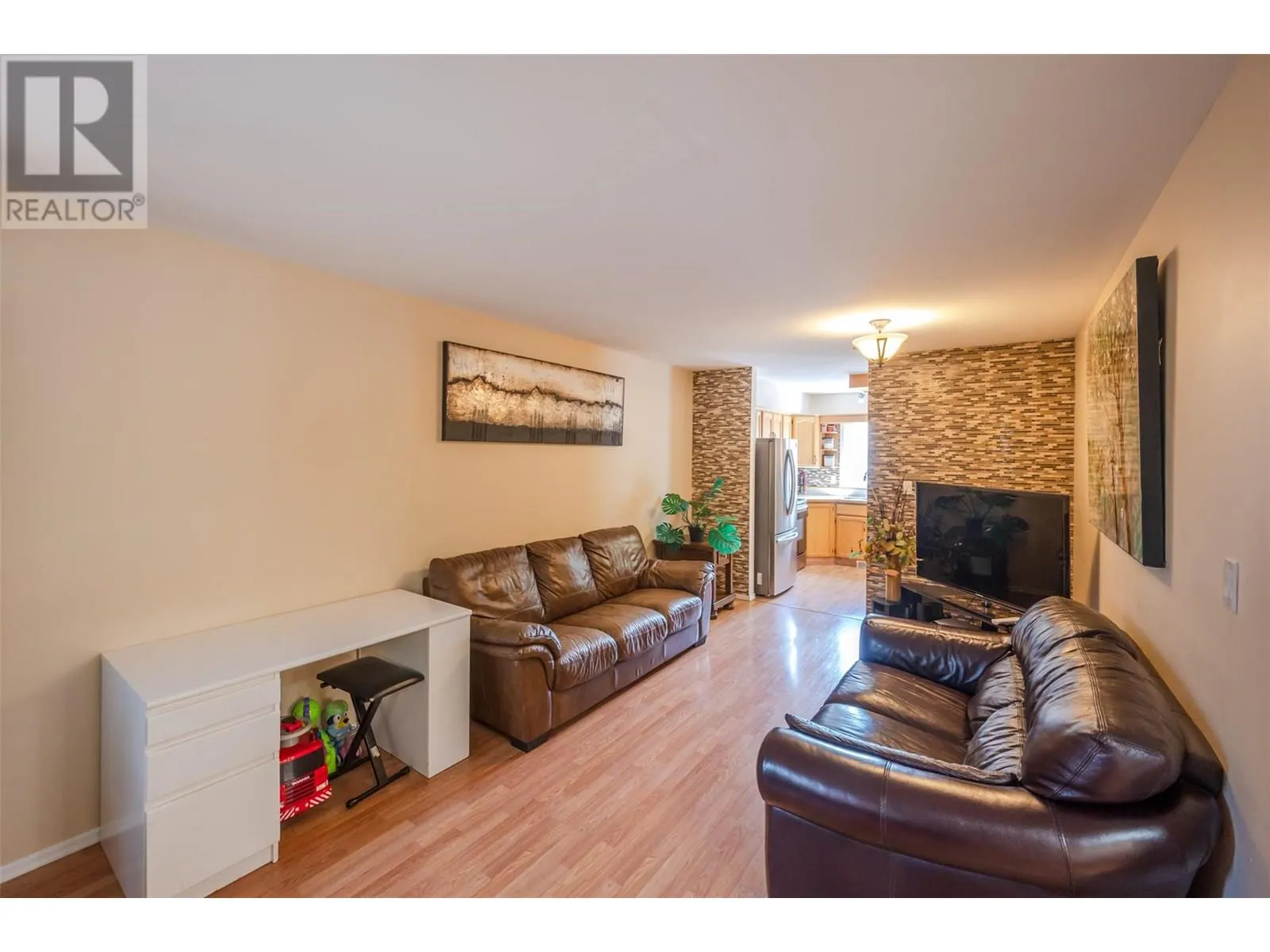 7915 HESPELER Road Unit# 105