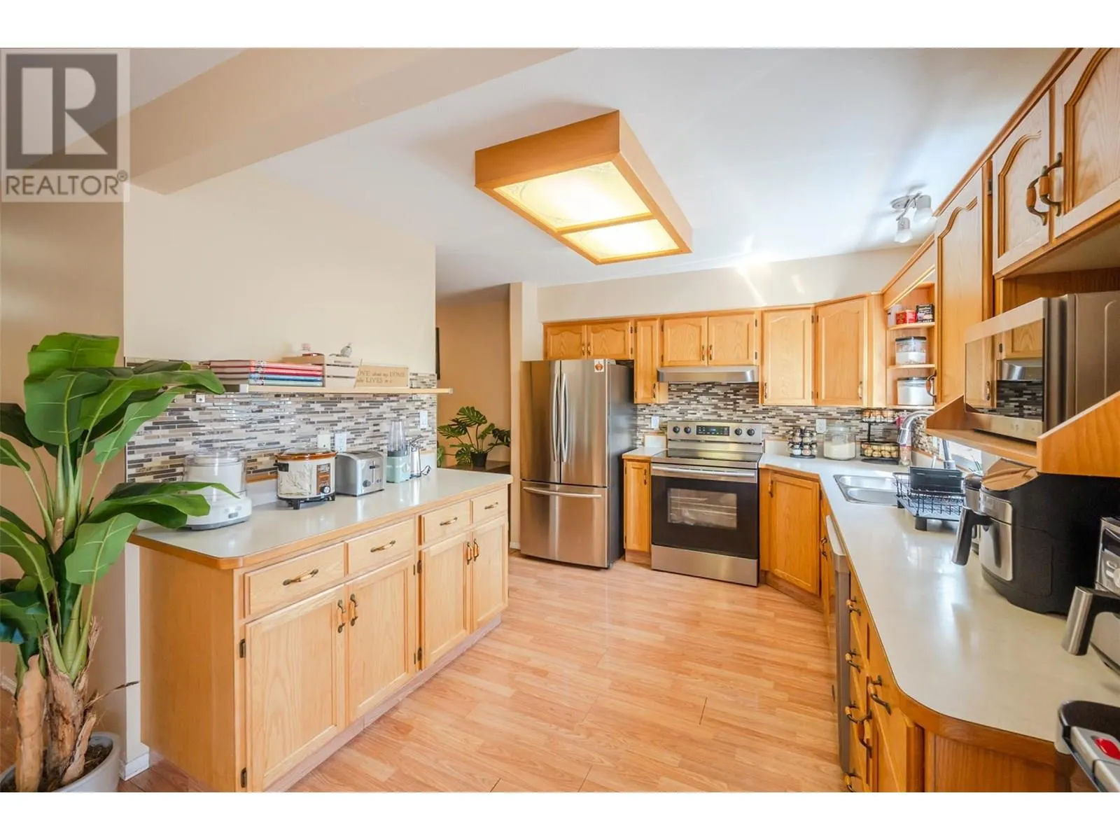 7915 HESPELER Road Unit# 105
