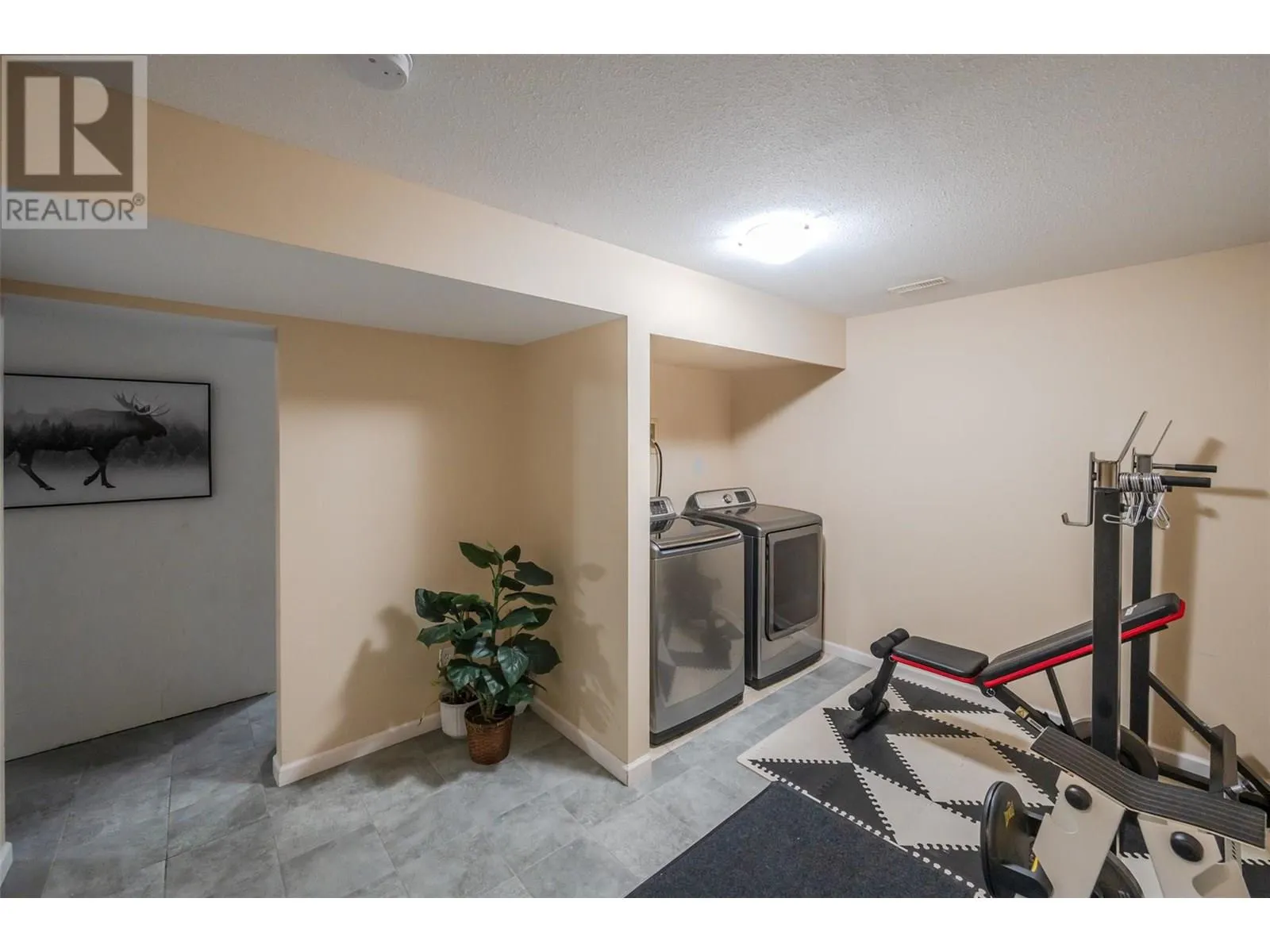 7915 HESPELER Road Unit# 105