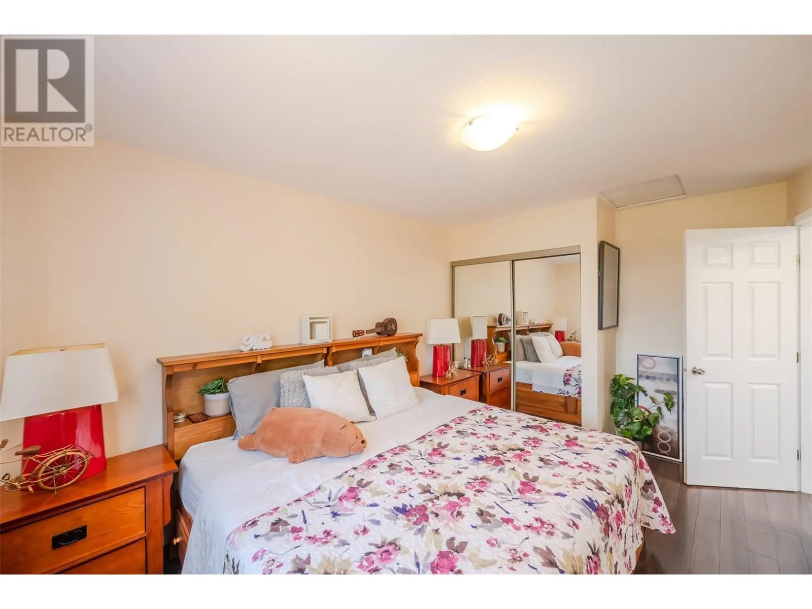 7915 HESPELER Road Unit# 105