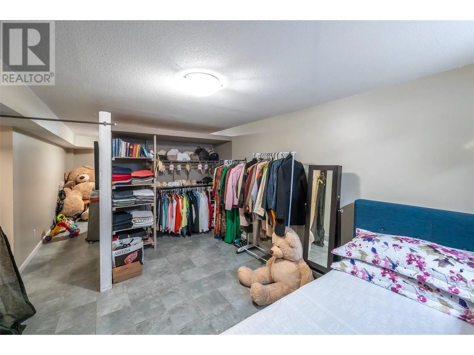 7915 HESPELER Road Unit# 105