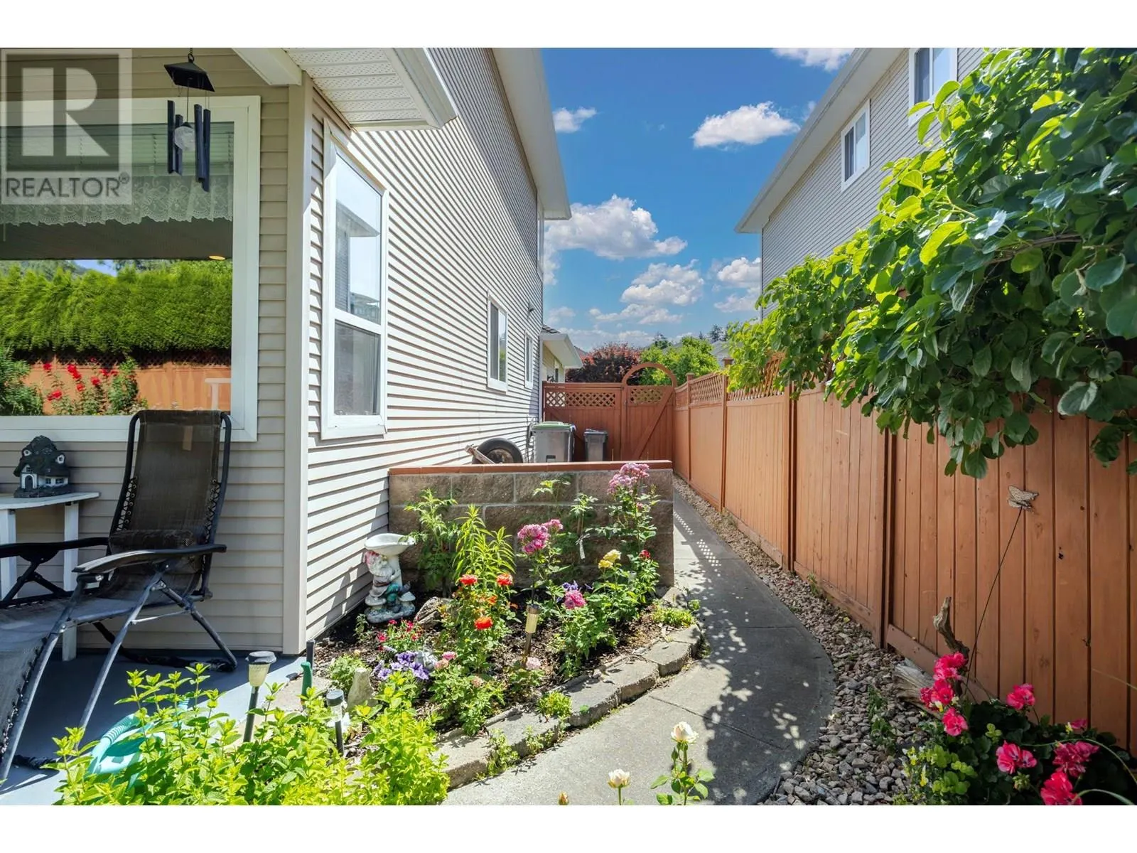 2220 Shannon Ridge Drive Unit# 105