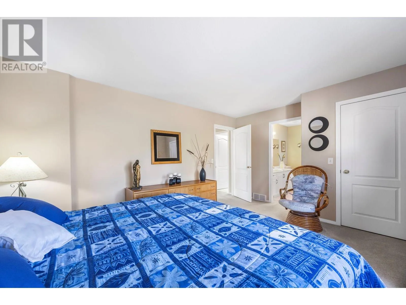 2220 Shannon Ridge Drive Unit# 105