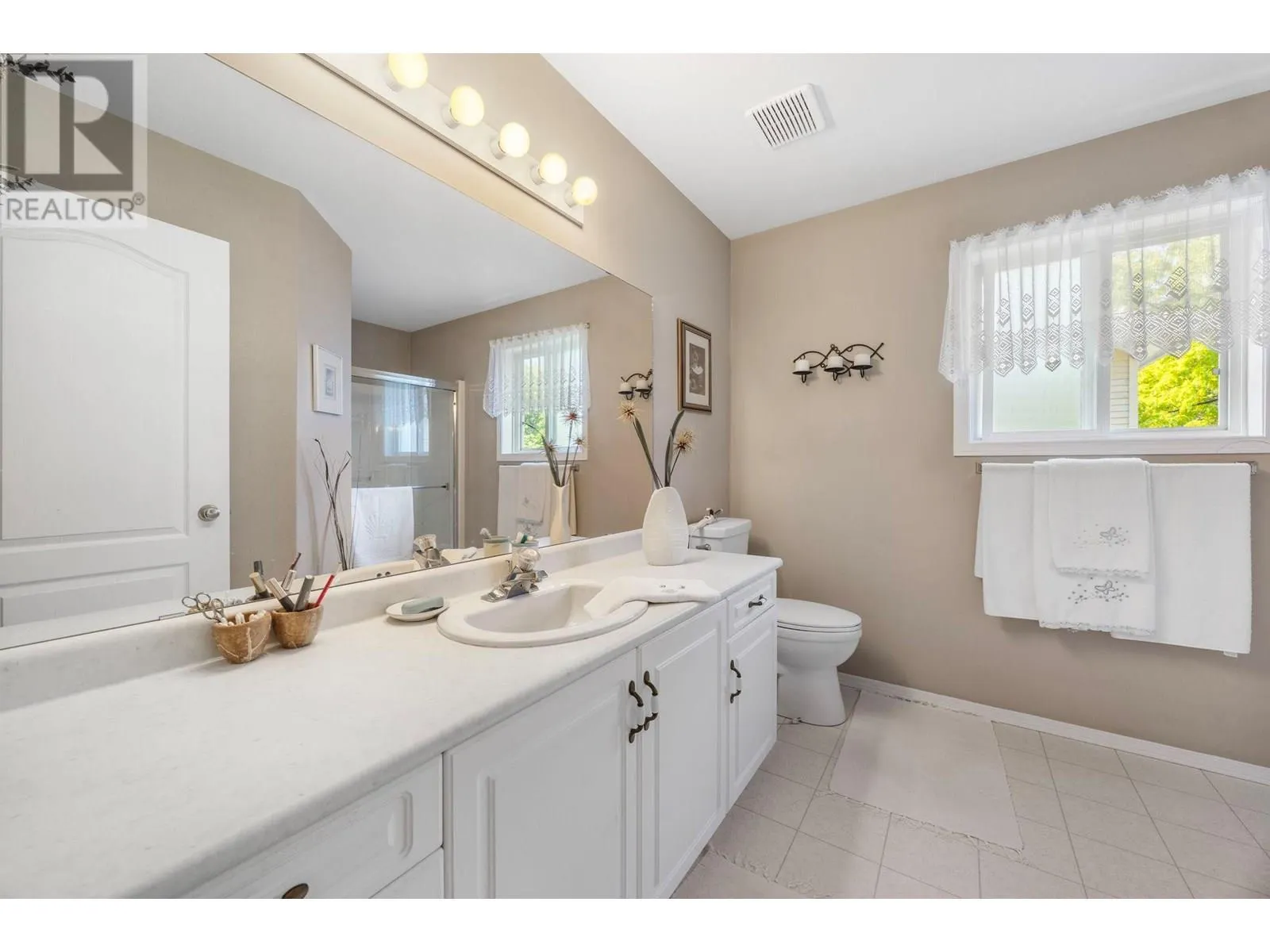 2220 Shannon Ridge Drive Unit# 105