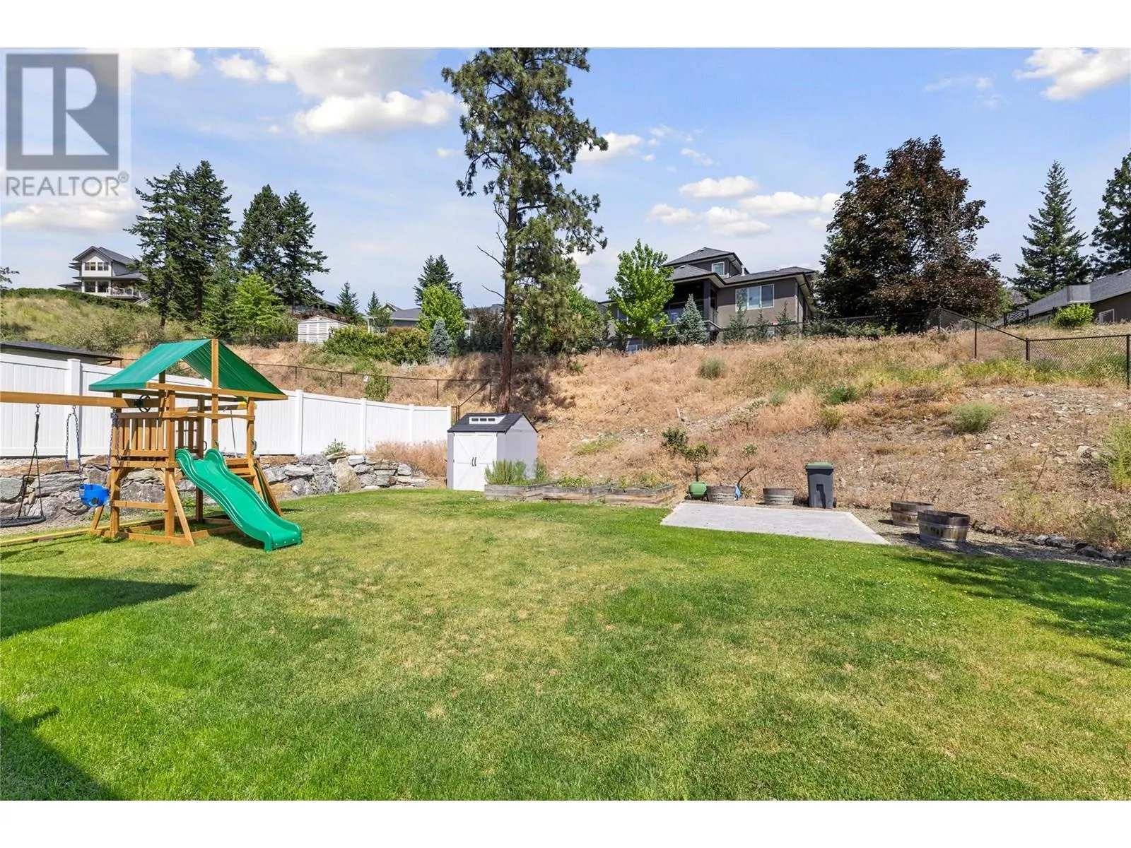 2846 Canyon Crest Drive