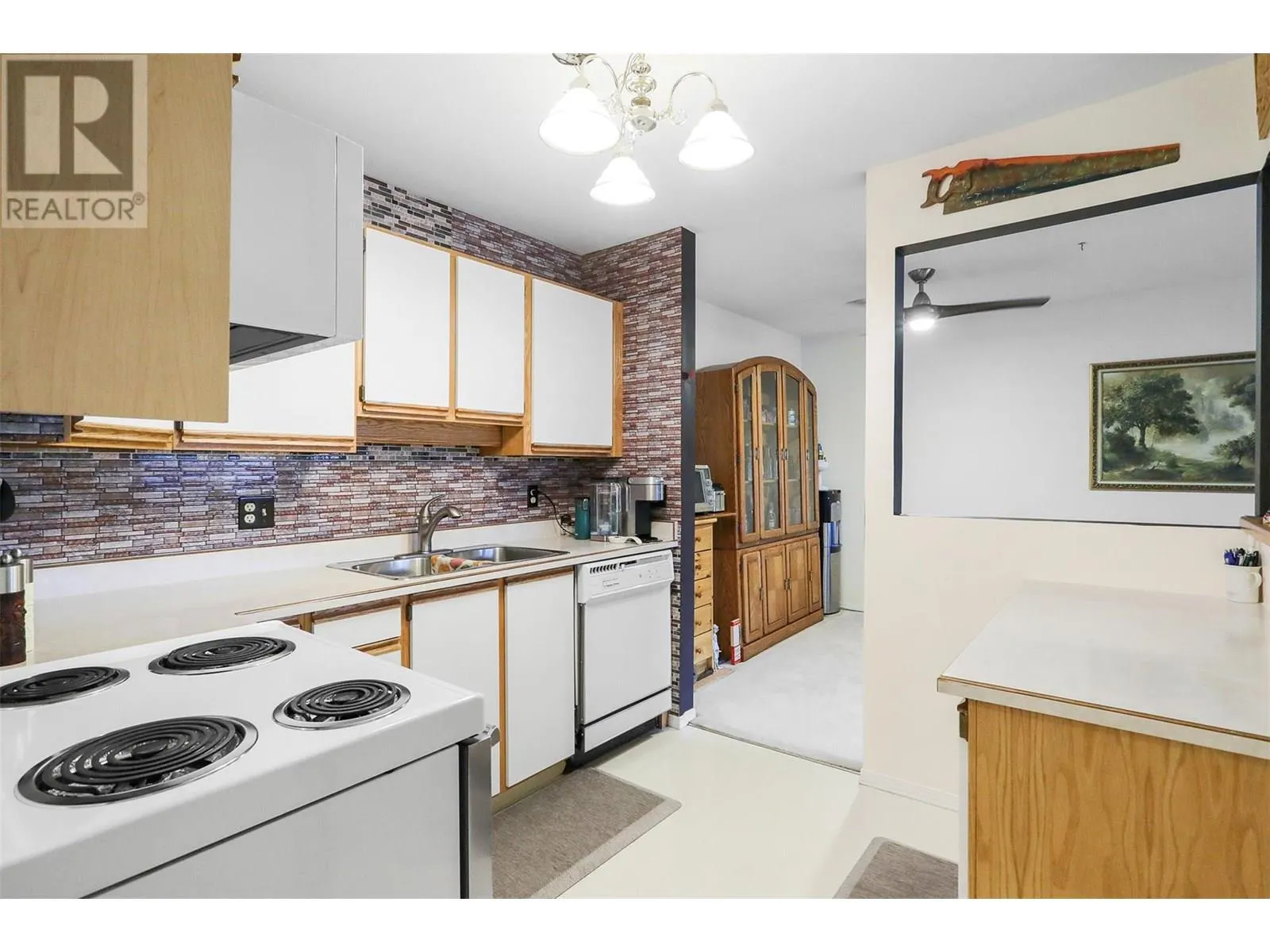 180 Hollywood Road Unit# 111