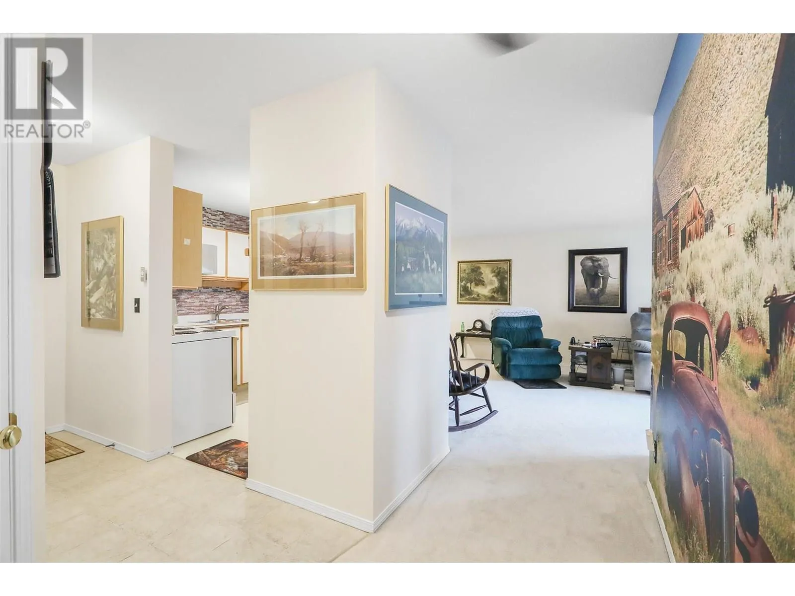 180 Hollywood Road Unit# 111