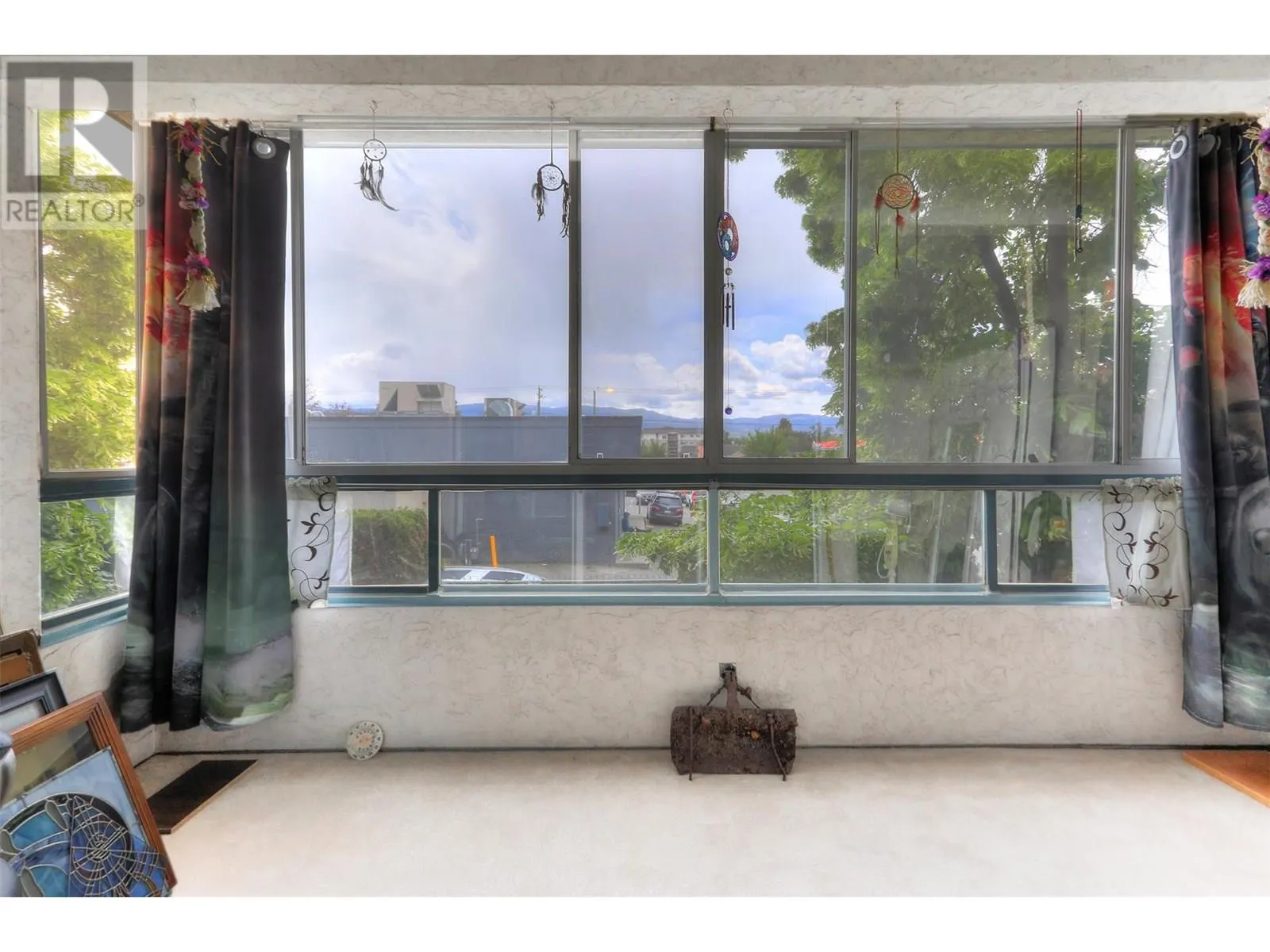 180 Hollywood Road Unit# 111
