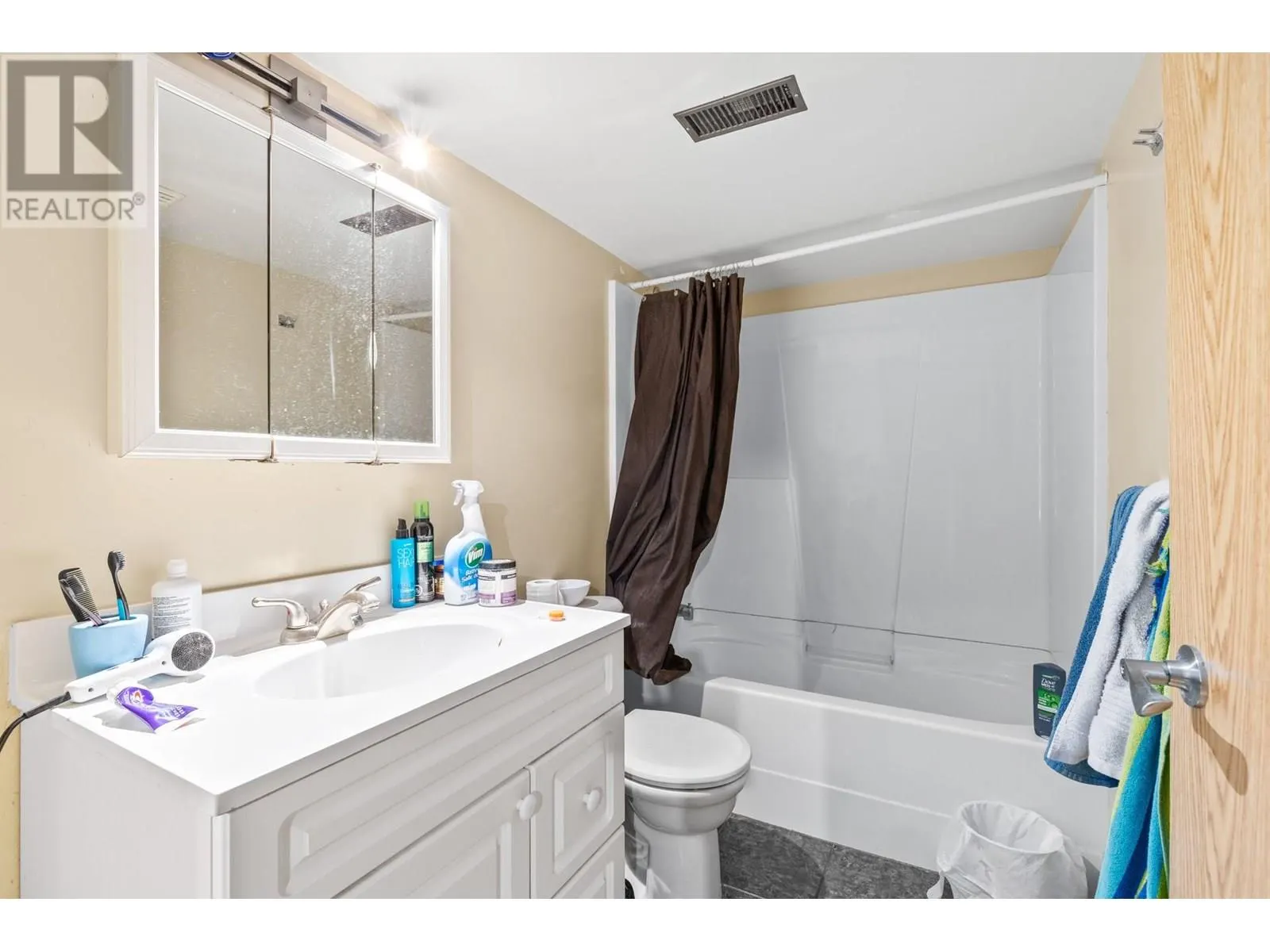 2125 Burtch Road Unit# 410