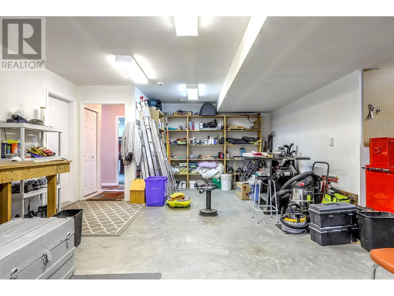 8905 Orchard Ridge Drive