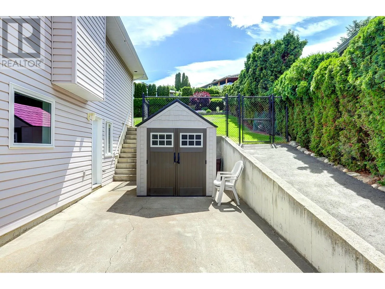 8905 Orchard Ridge Drive