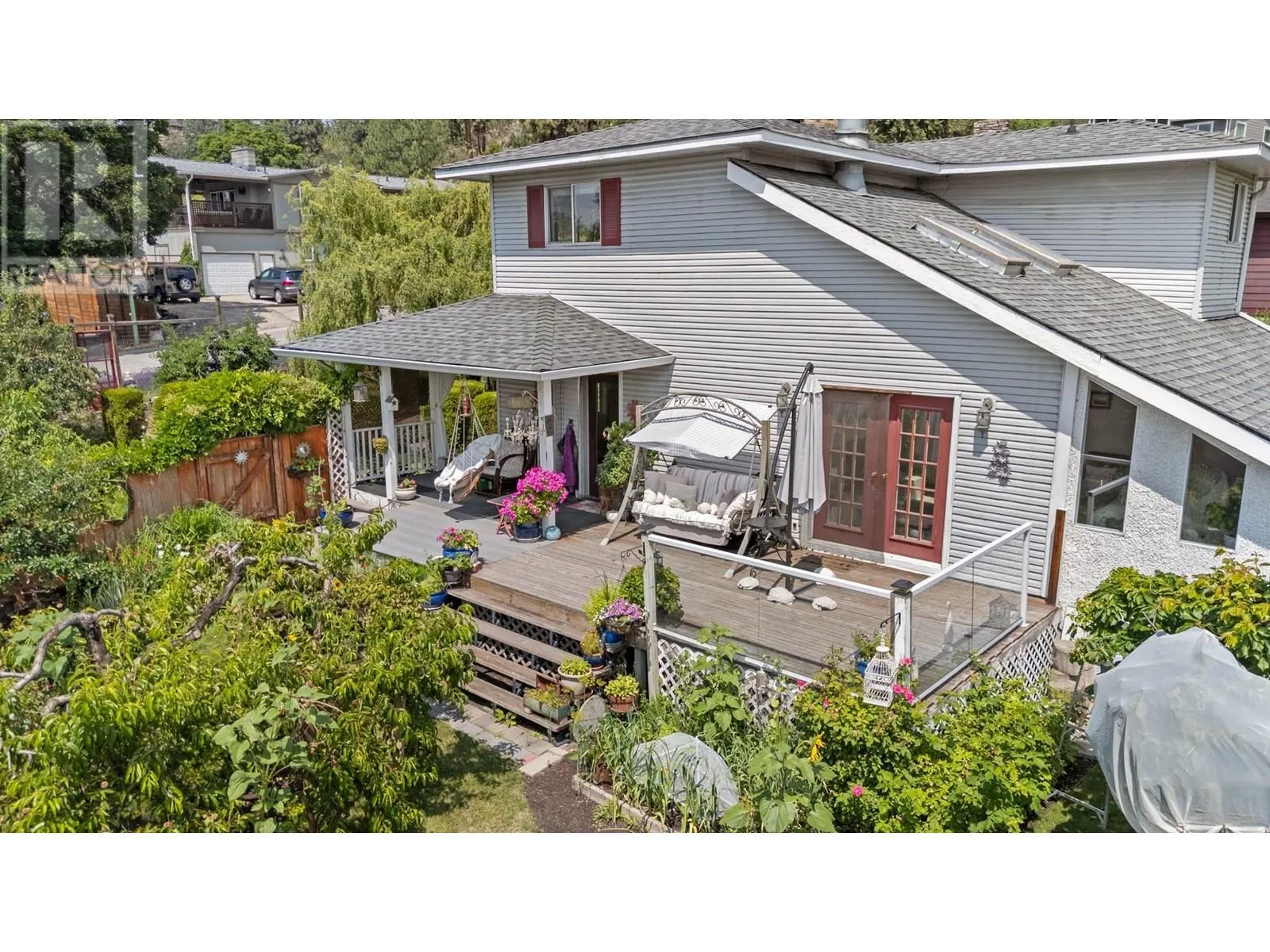 987 Garland Street