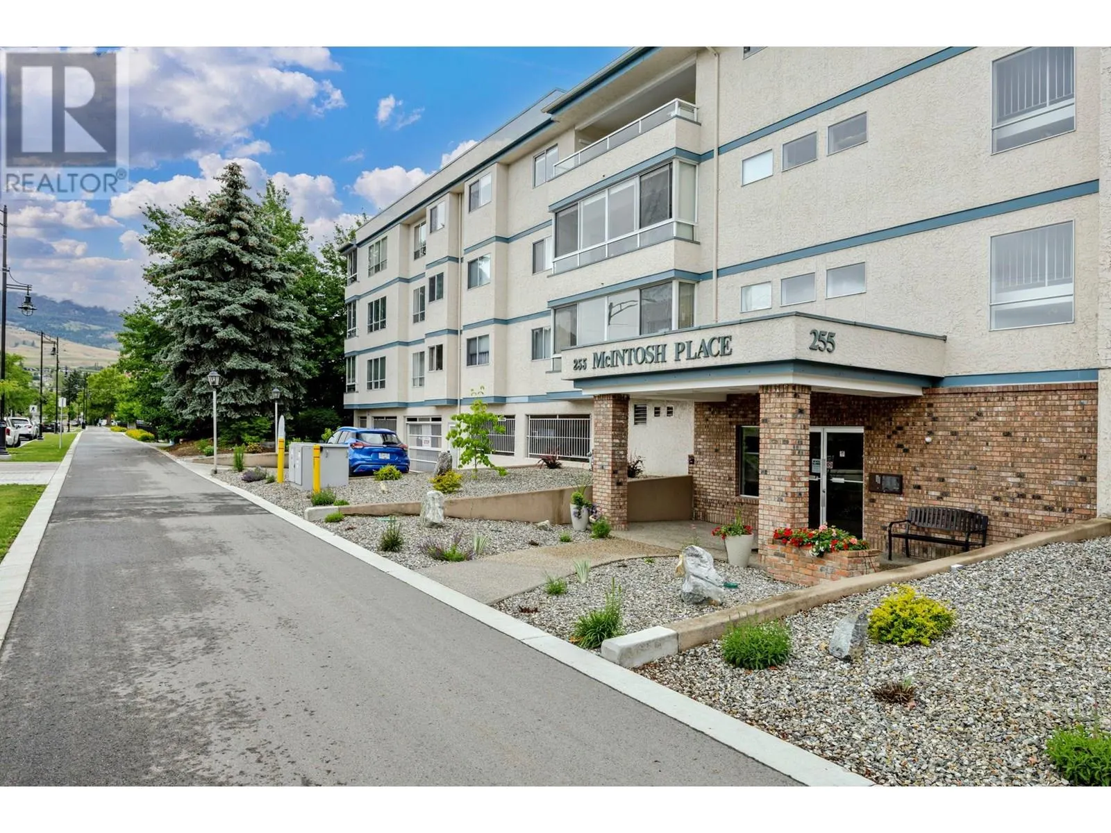 255 McIntosh Road Unit# 205