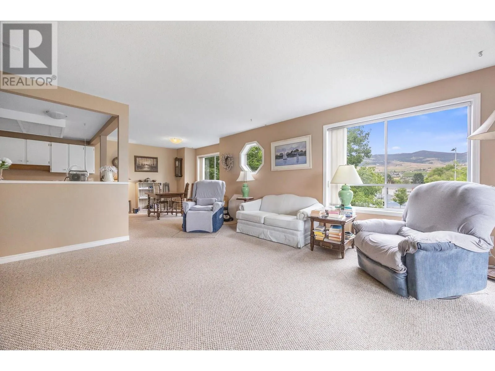 255 McIntosh Road Unit# 205