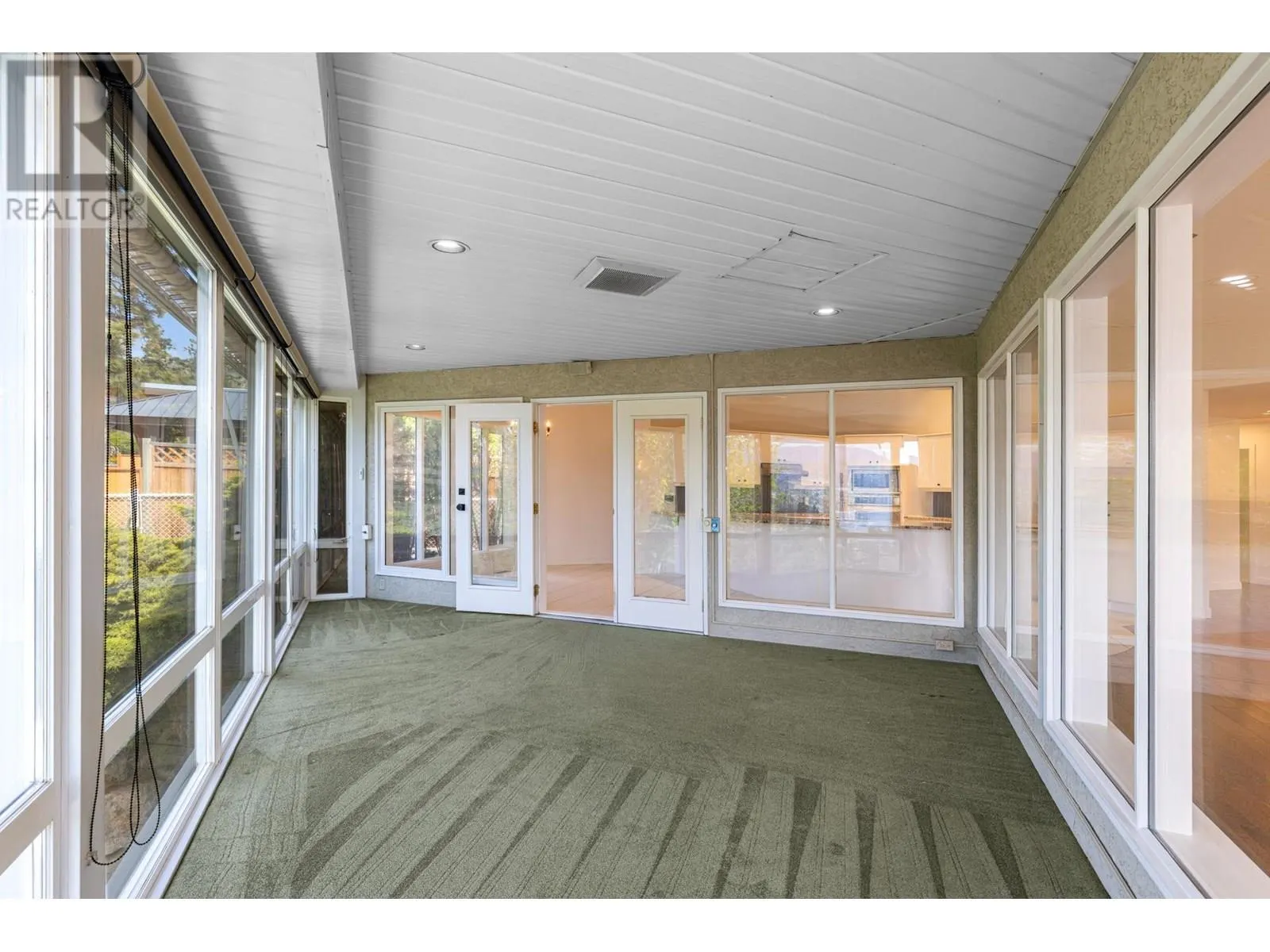 3784 Inglis Place