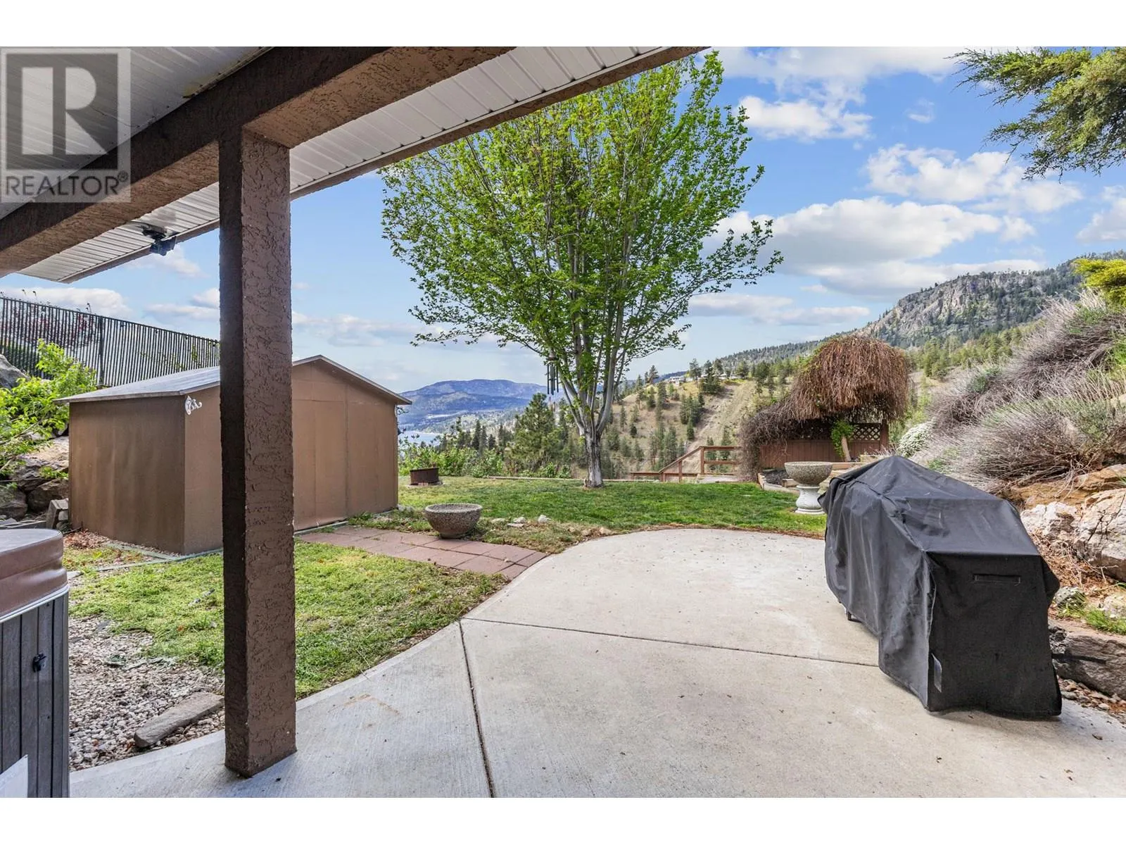3784 Inglis Place
