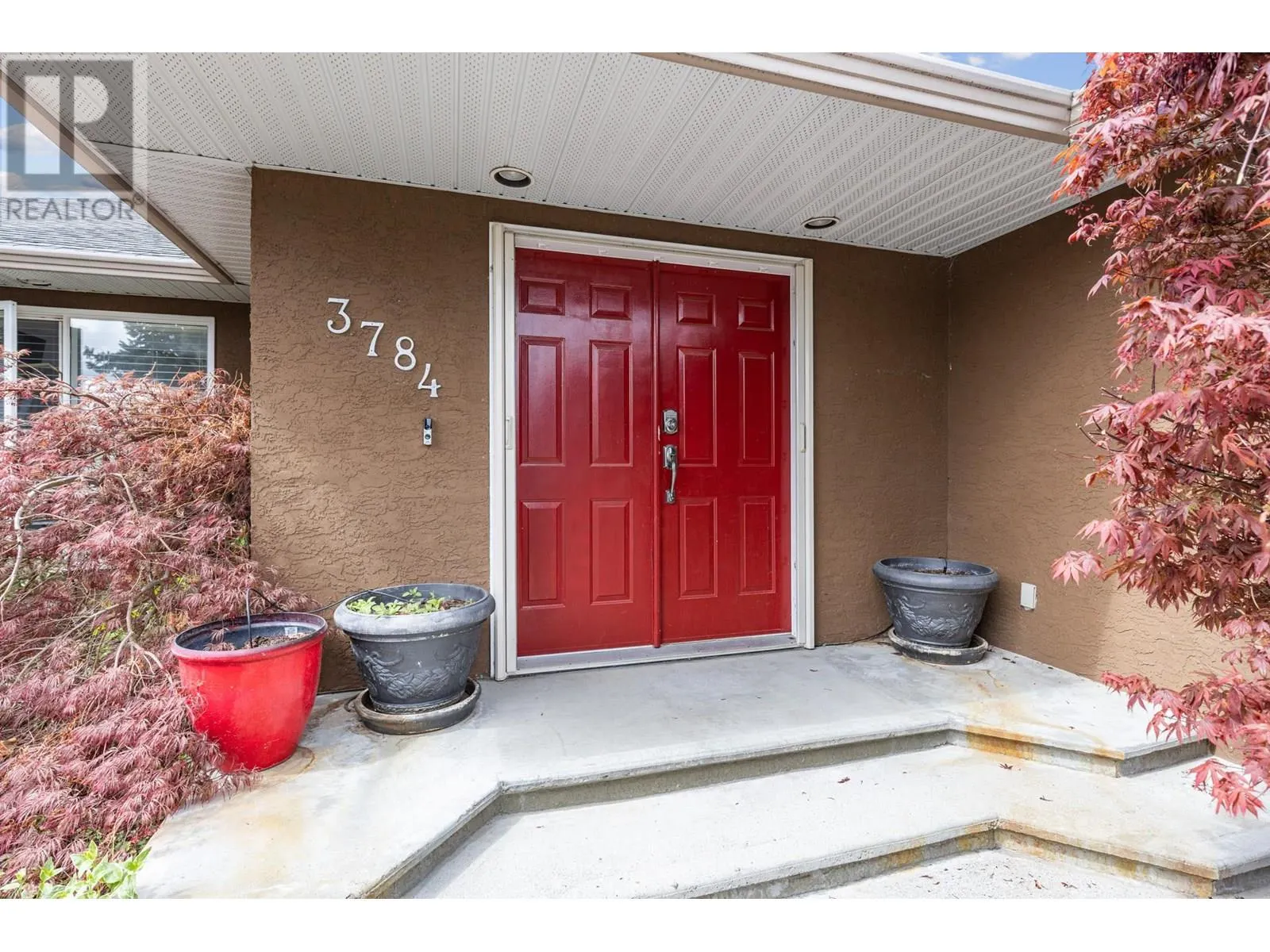 3784 Inglis Place