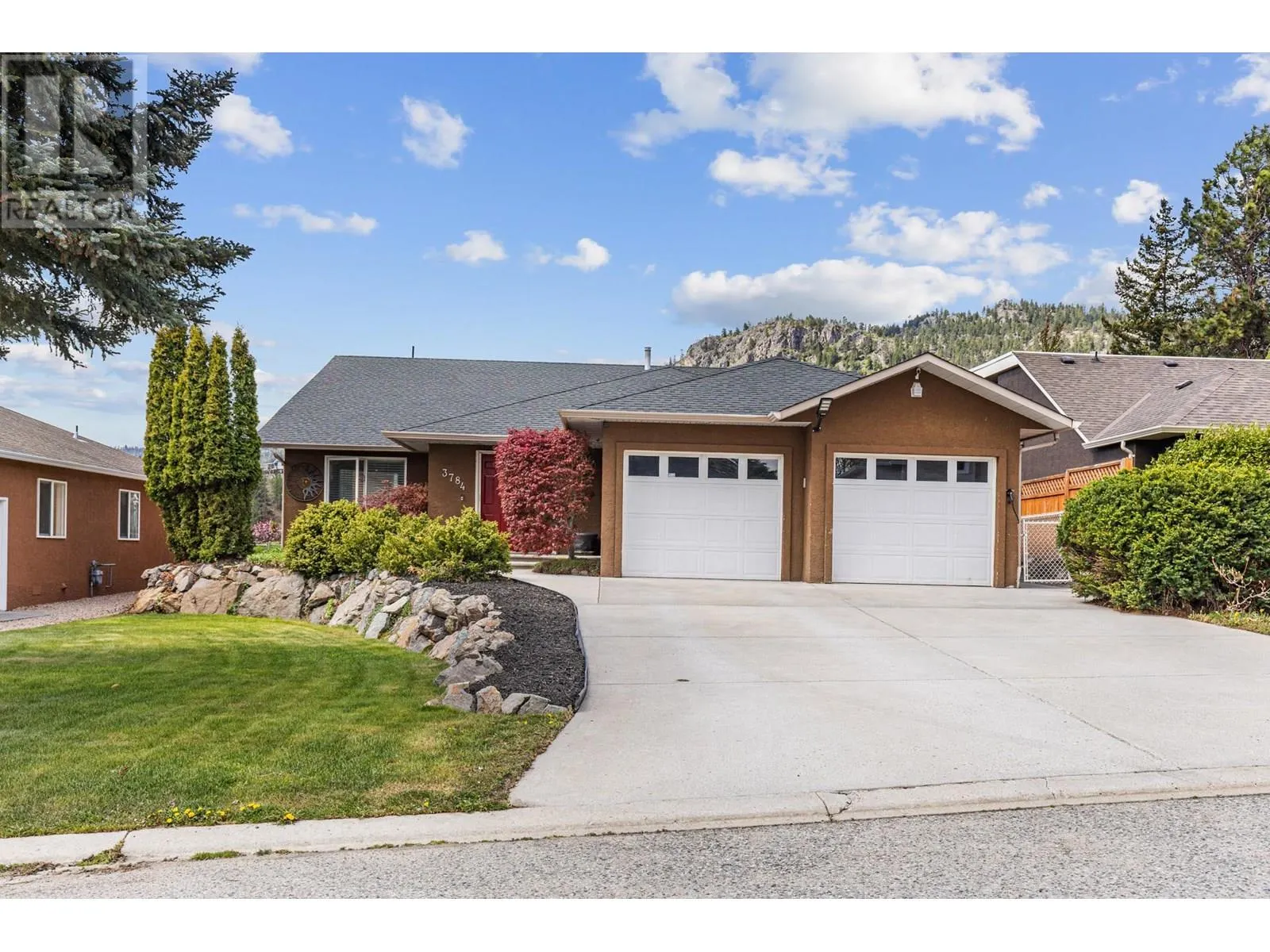 3784 Inglis Place