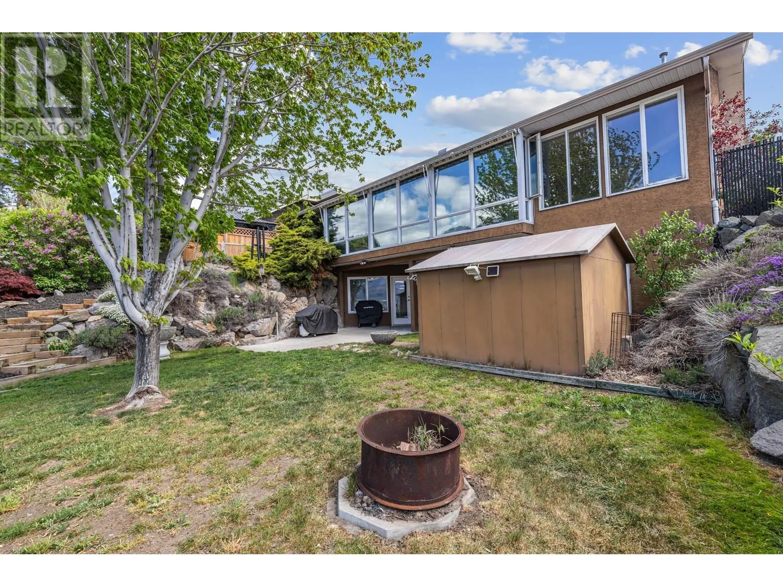 3784 Inglis Place