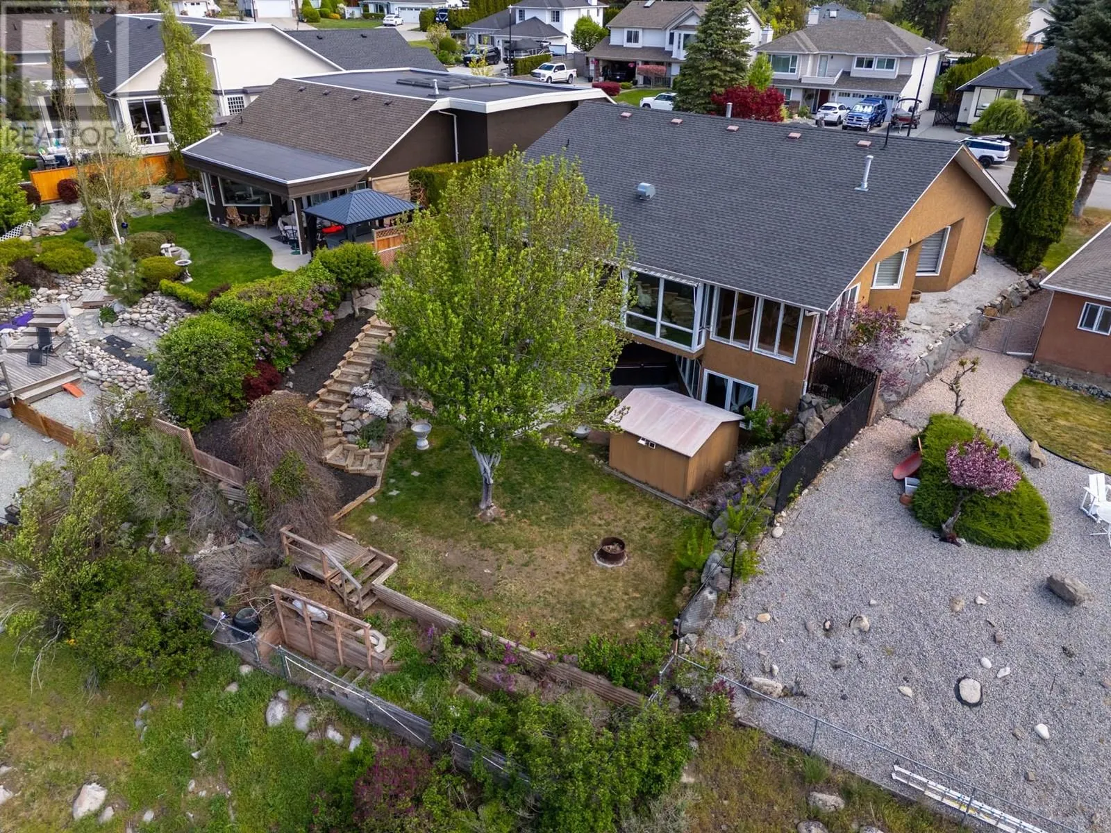 3784 Inglis Place