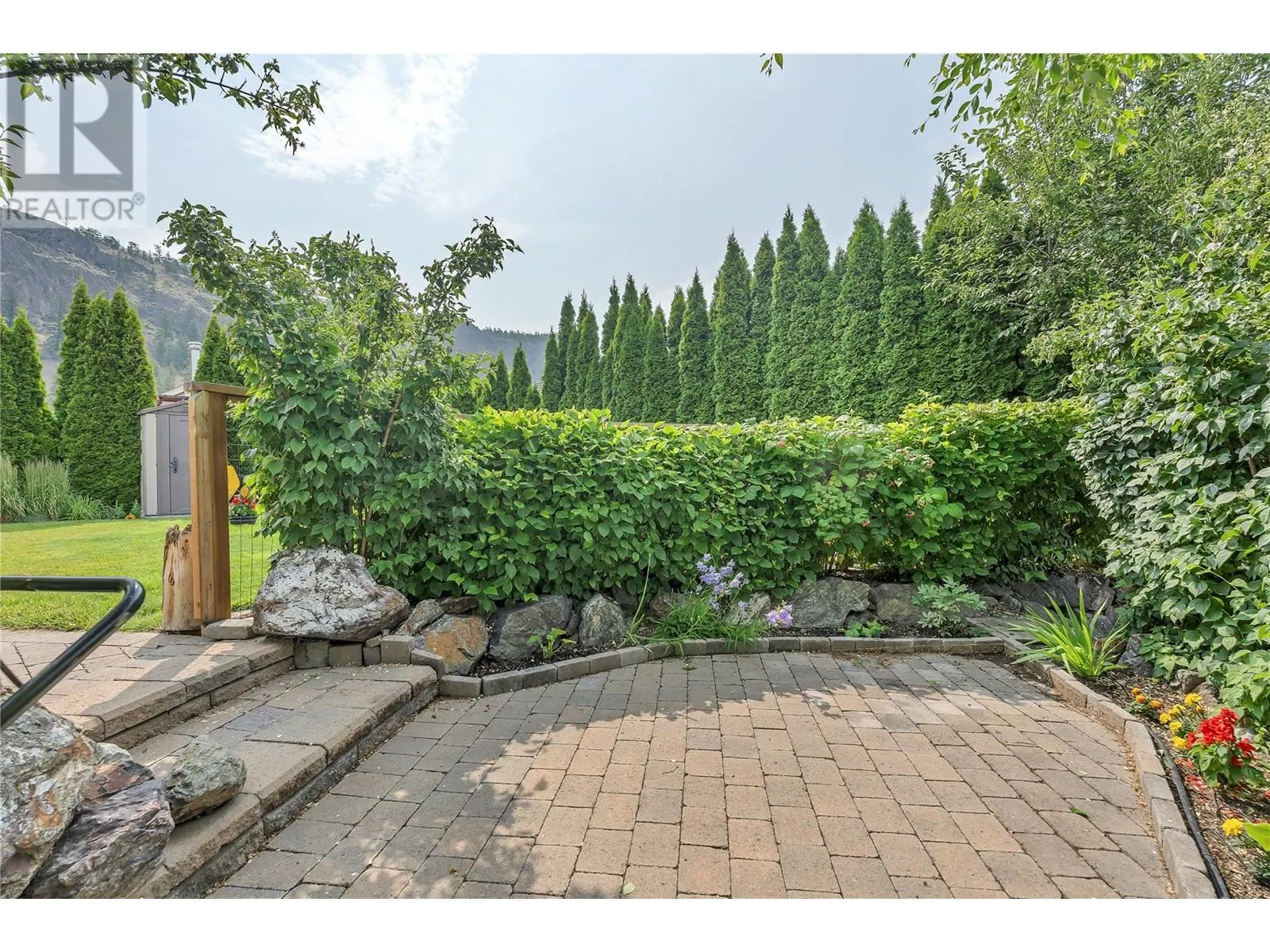137 Walton Crescent