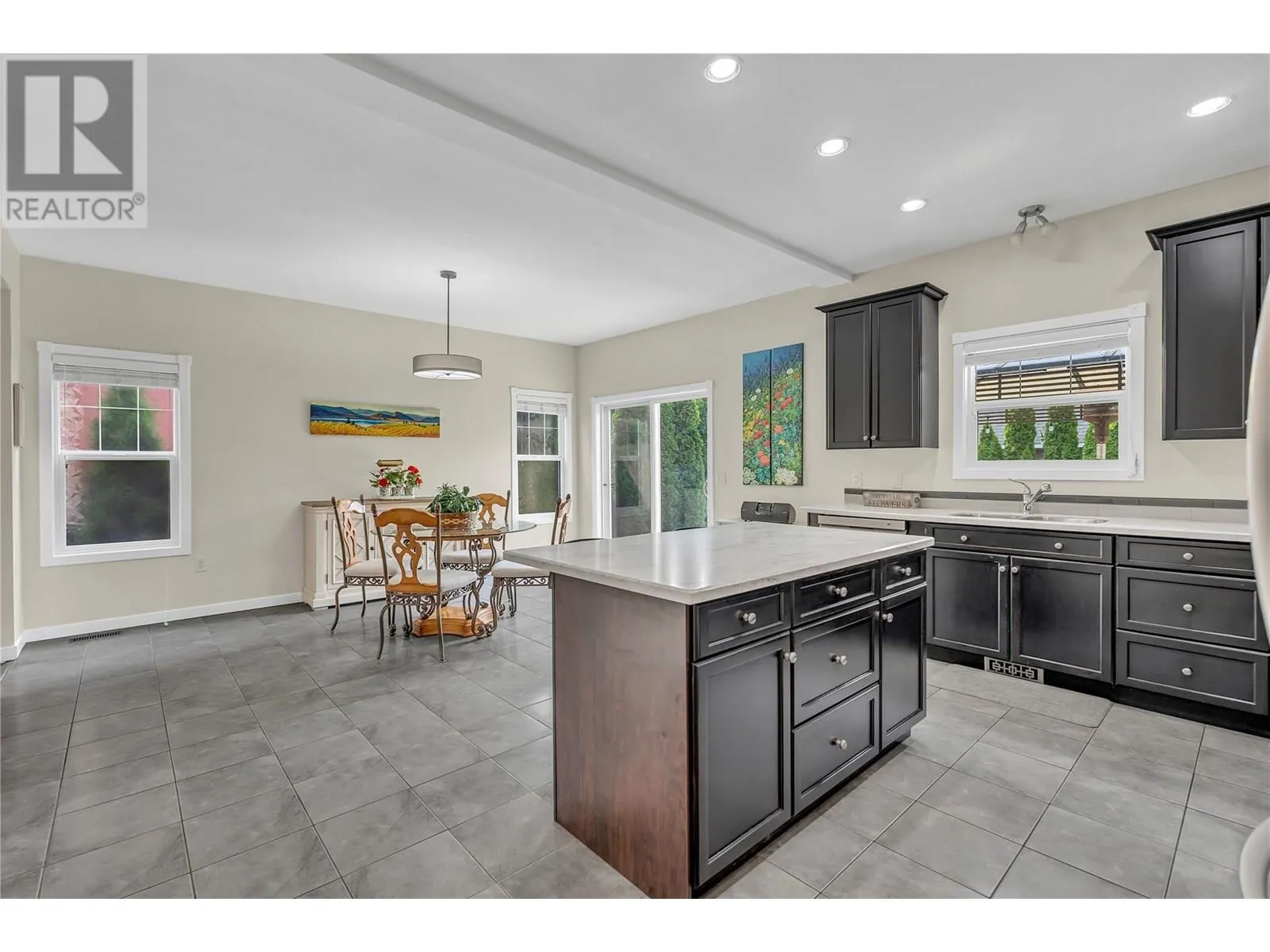 137 Walton Crescent