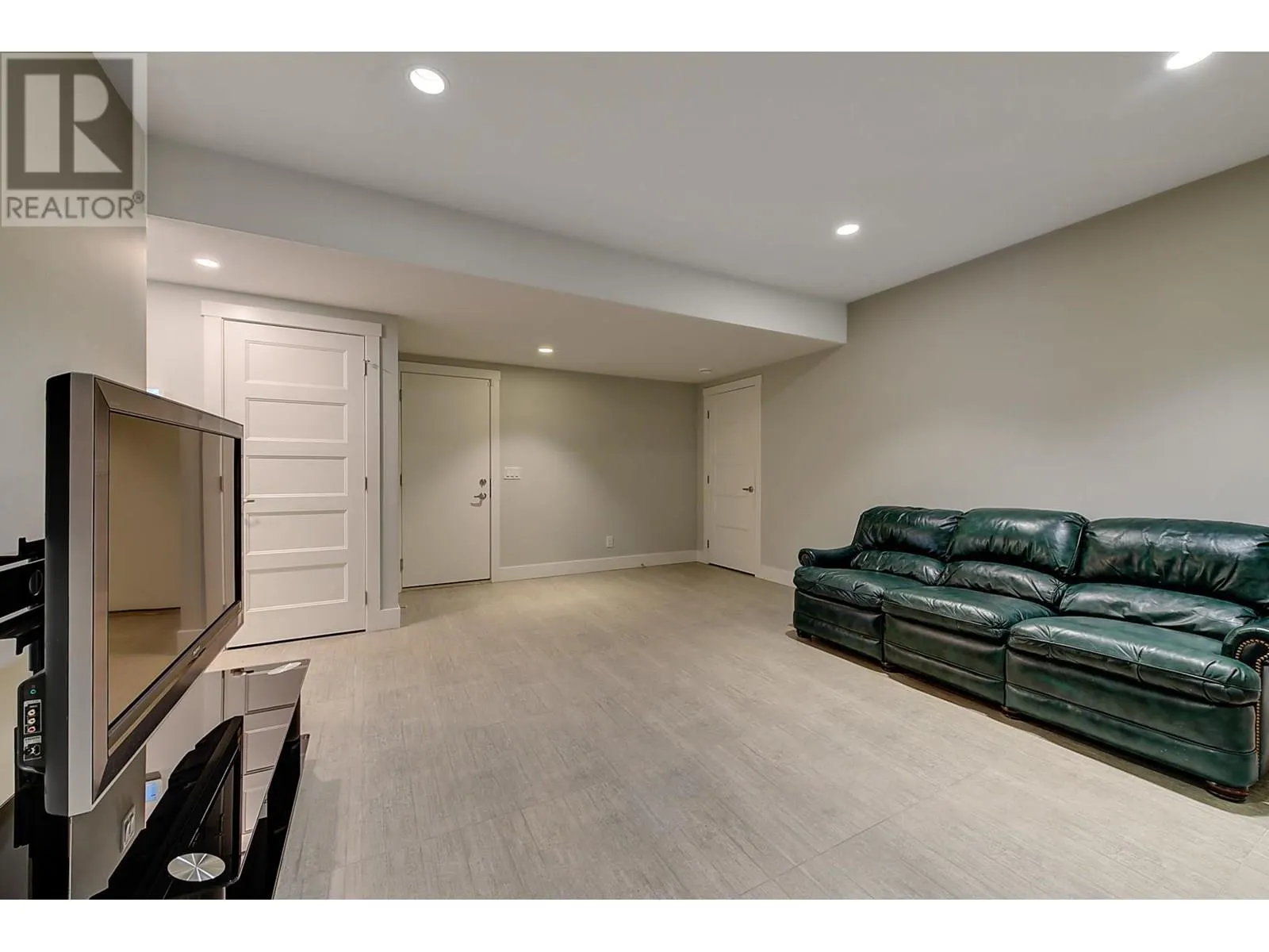 1580 Tower Ranch Drive