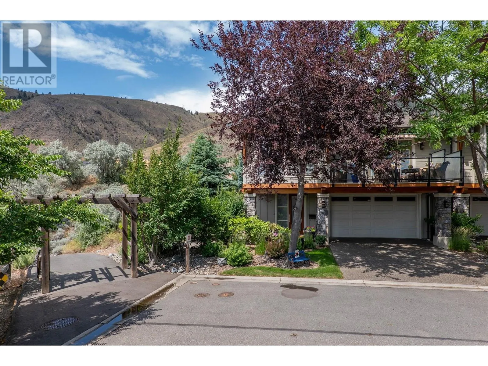 1590 Golf Ridge Drive