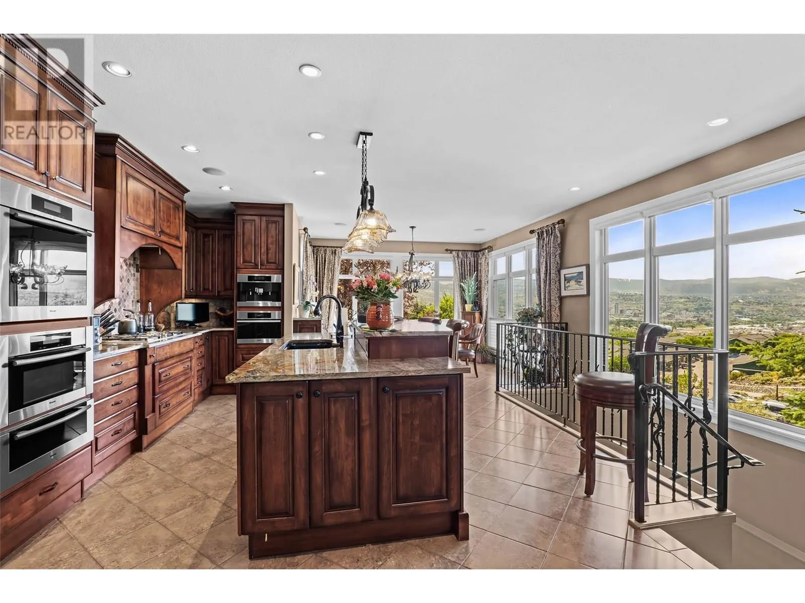 1590 Golf Ridge Drive
