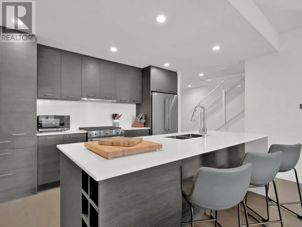 1191 Sunset Drive Unit# 401